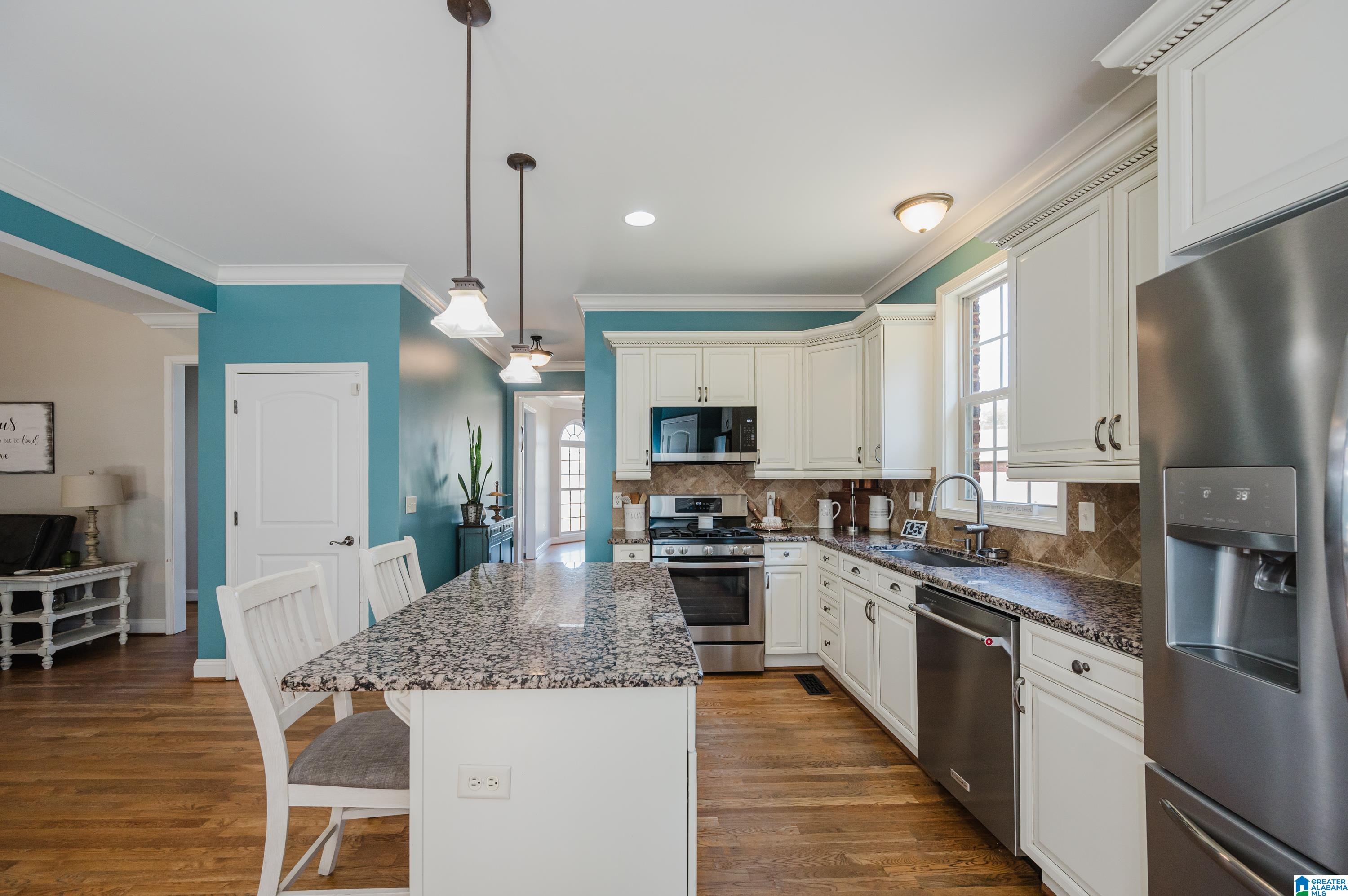 1420 WILLOW BEND