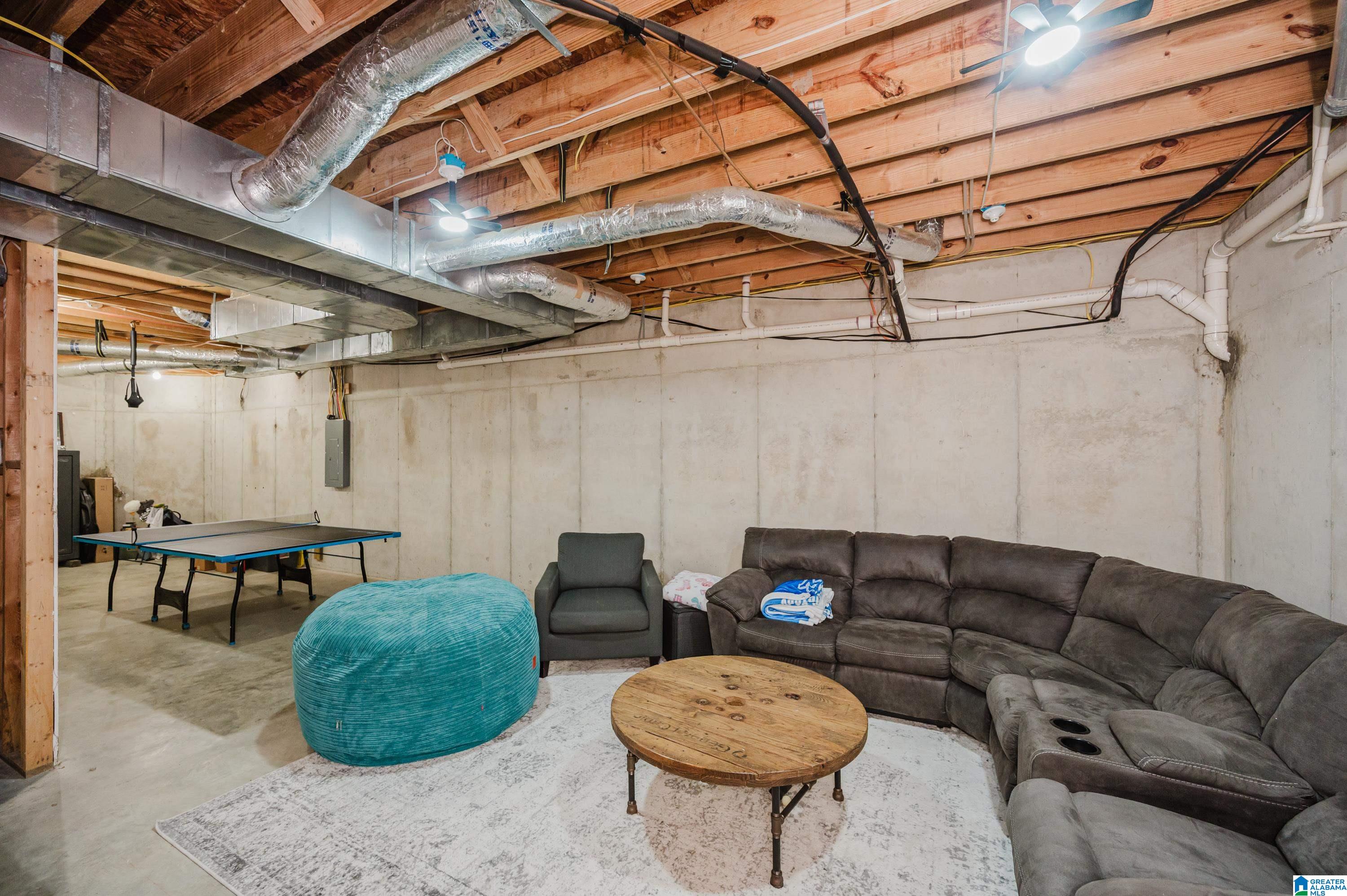 1420 WILLOW BEND