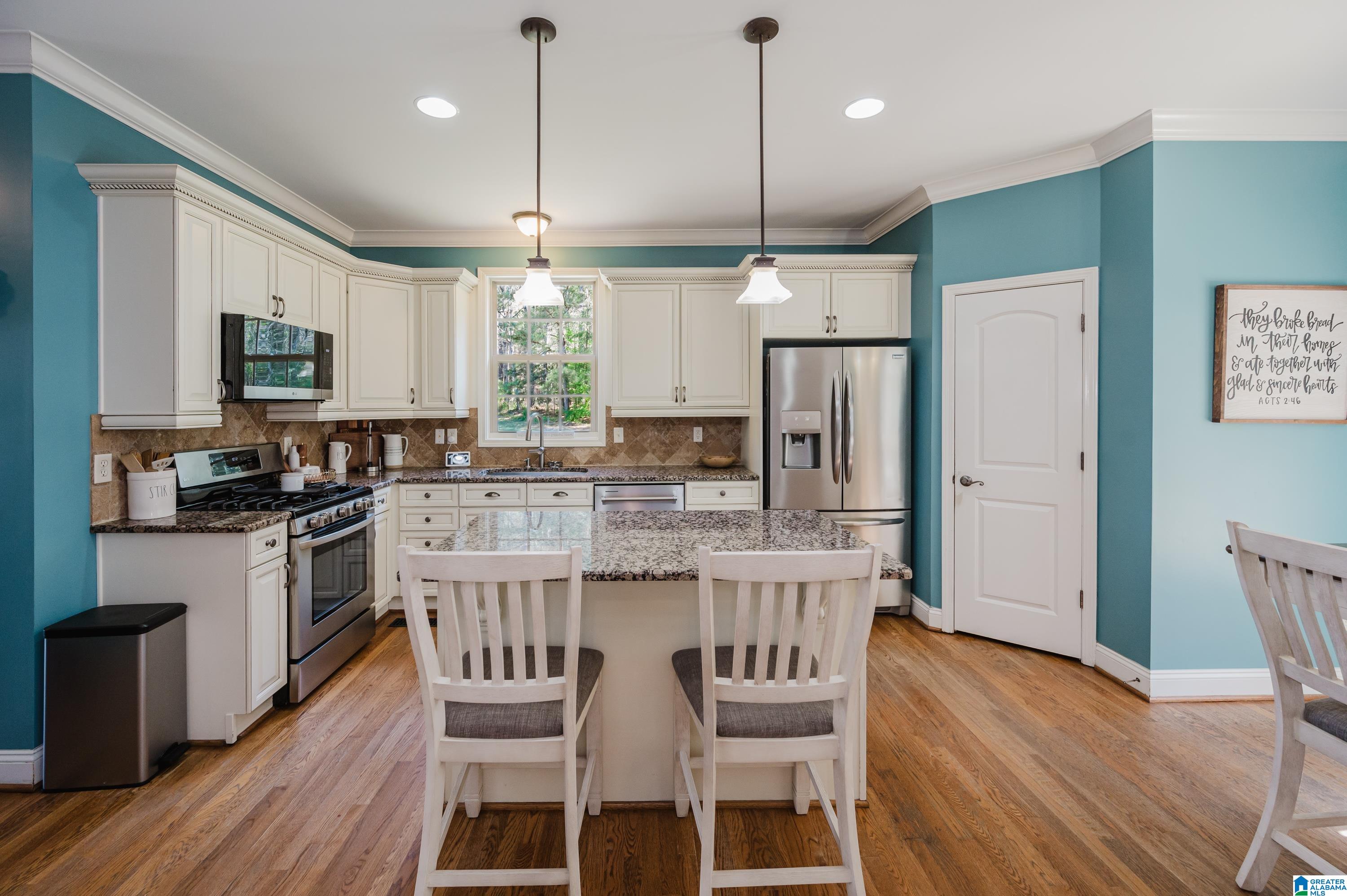 1420 WILLOW BEND