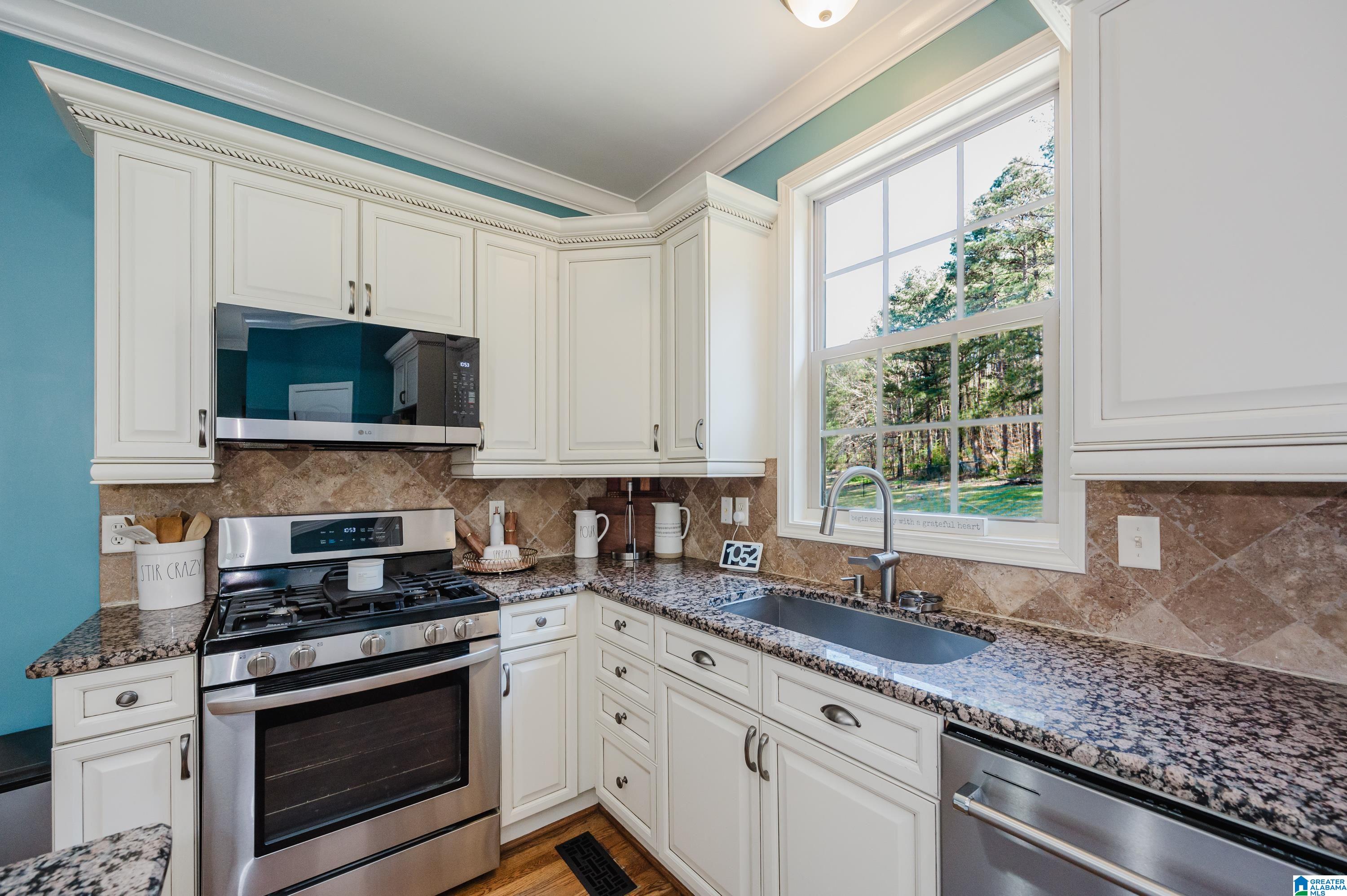 1420 WILLOW BEND