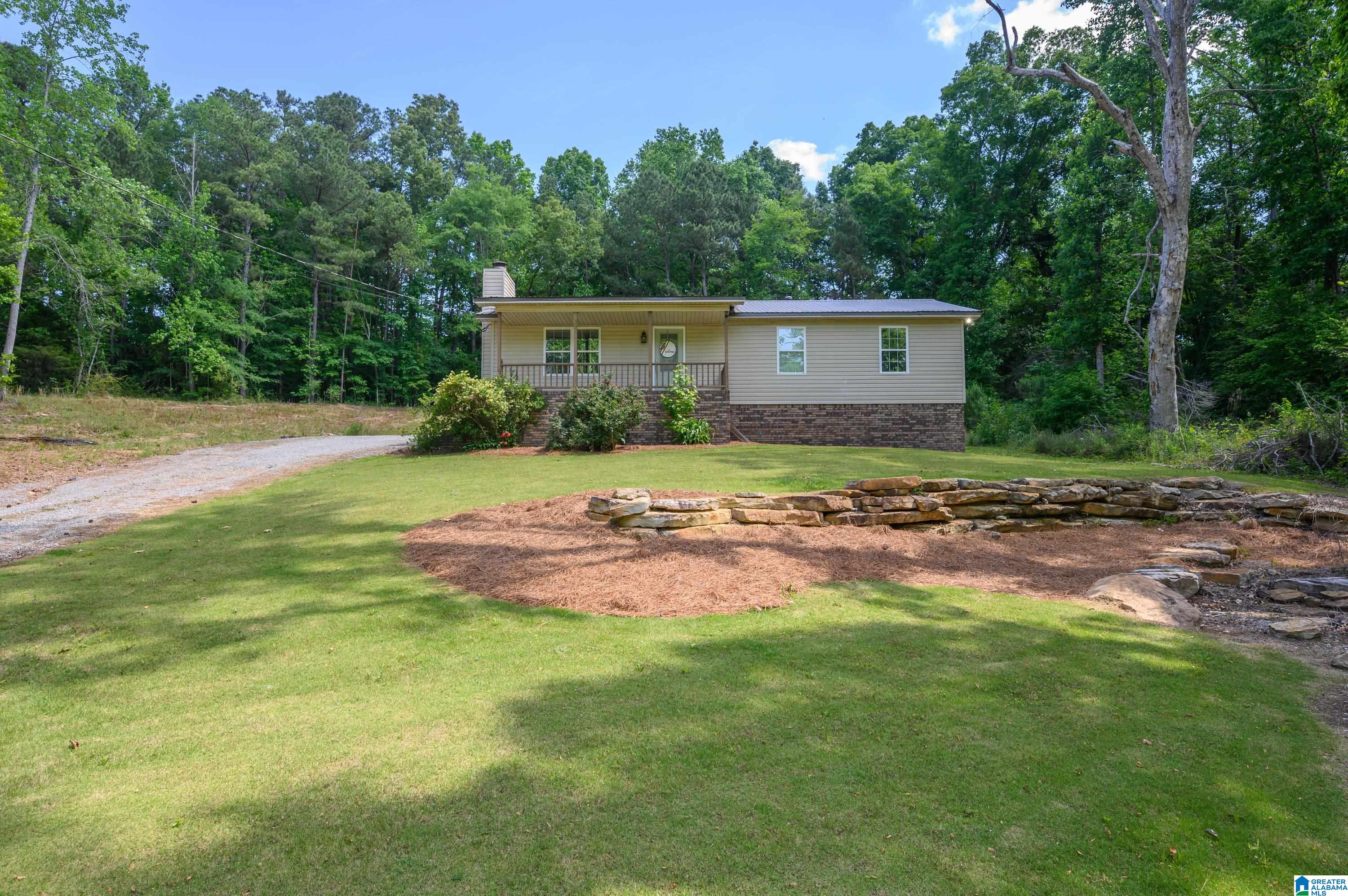 695 MOSS ROCK CIRCLE