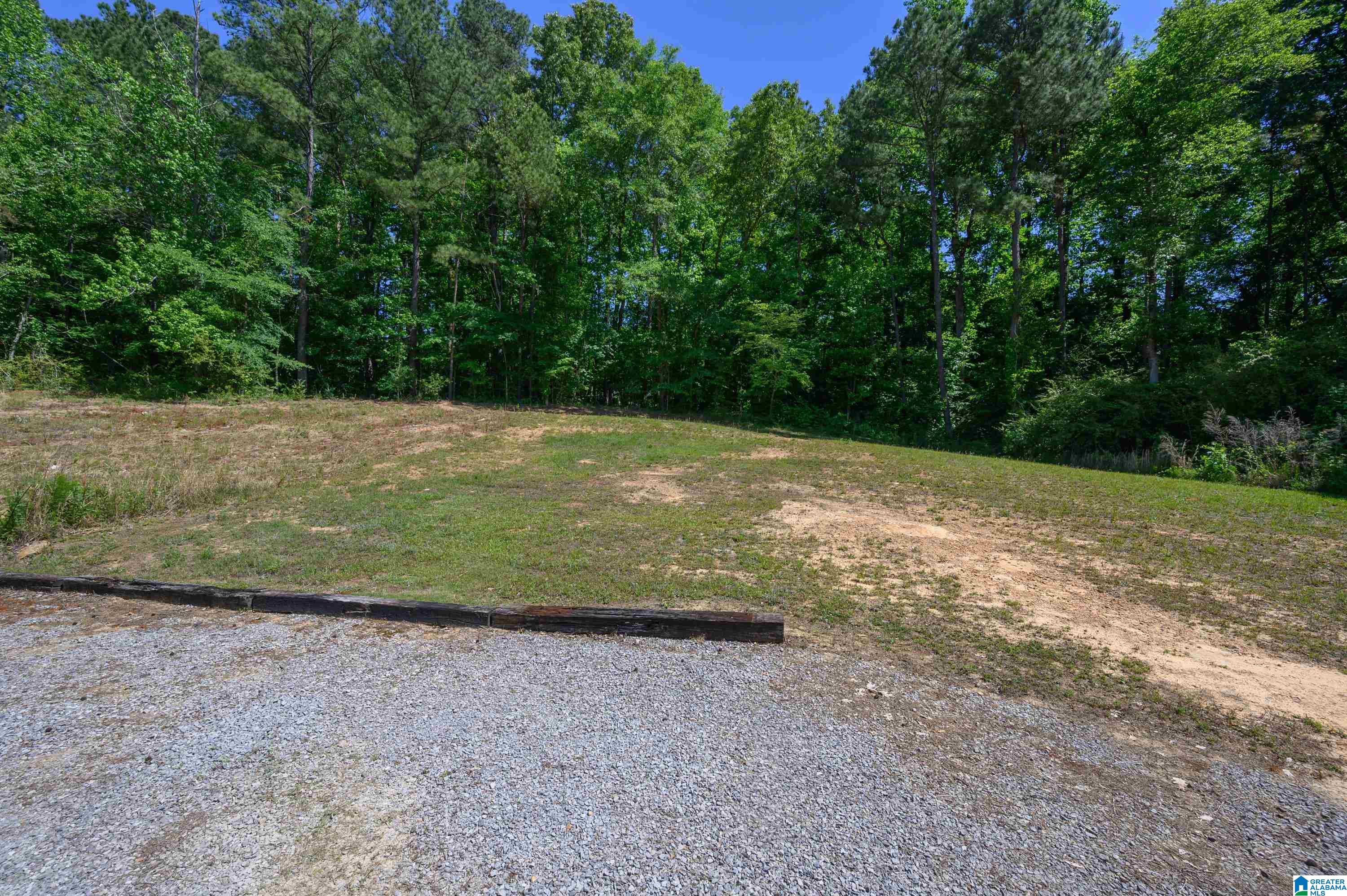 695 MOSS ROCK CIRCLE