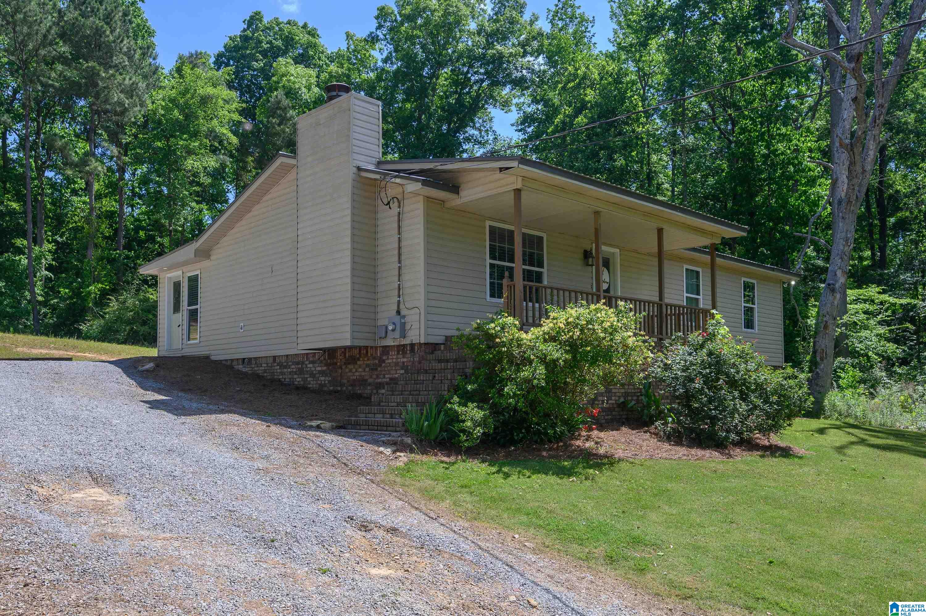 695 MOSS ROCK CIRCLE