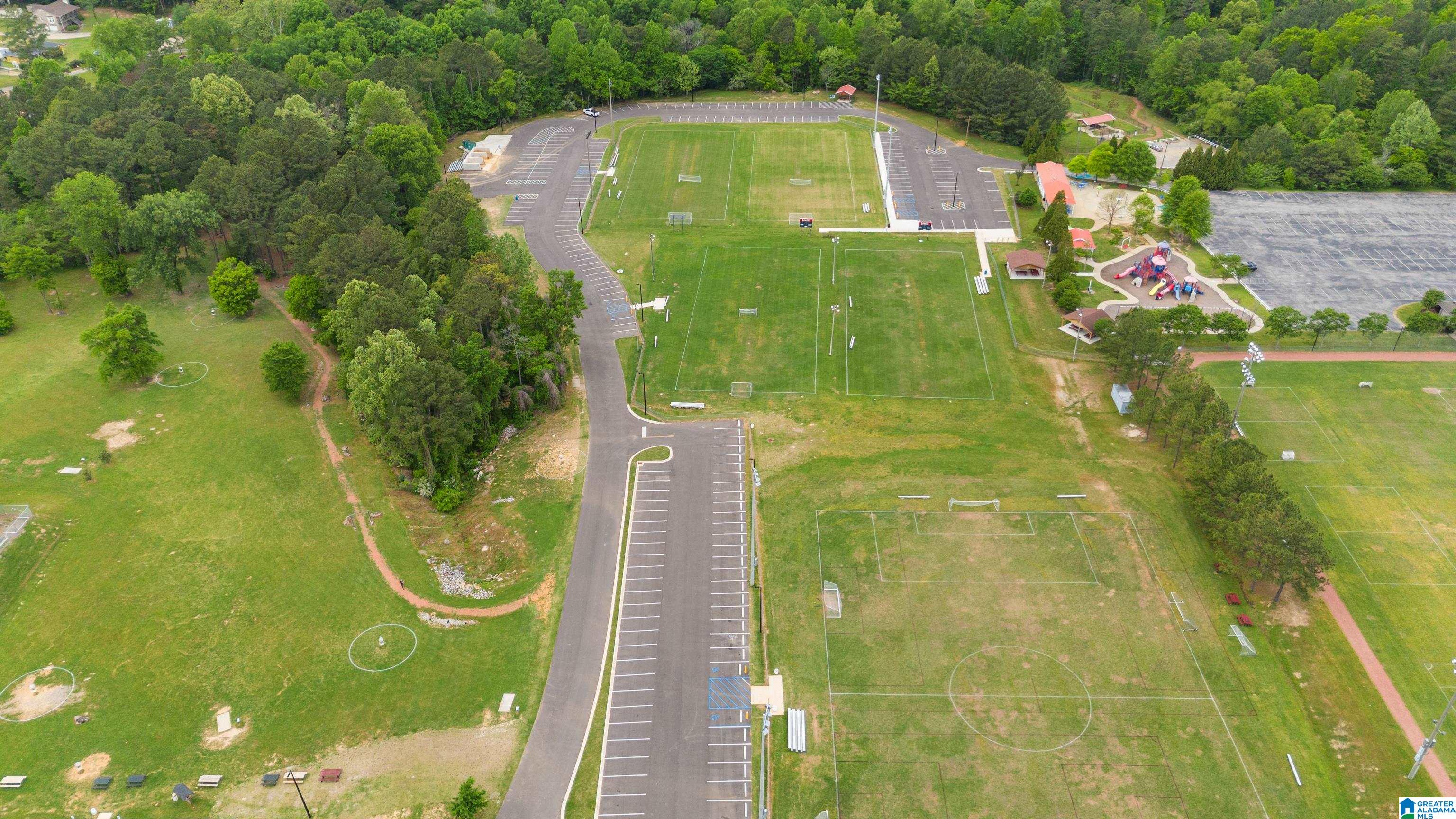 905 PINEMEADOW DRIVE
