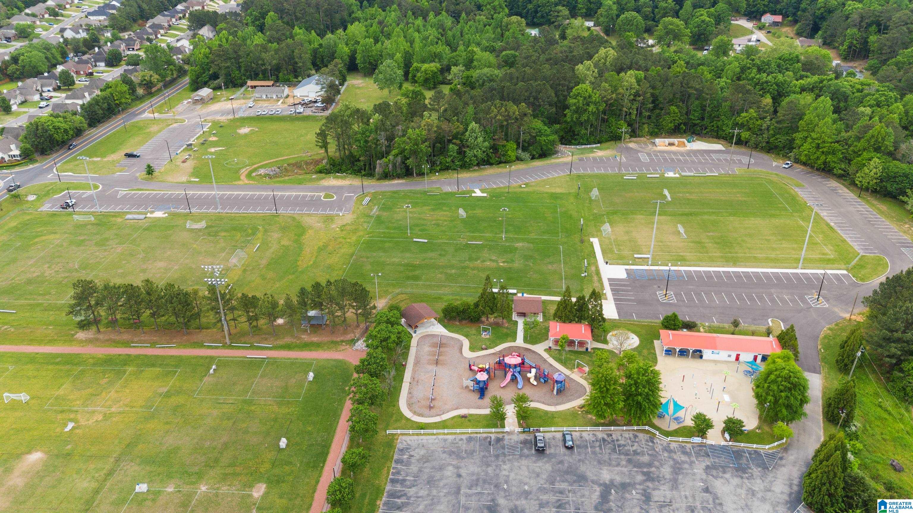 905 PINEMEADOW DRIVE