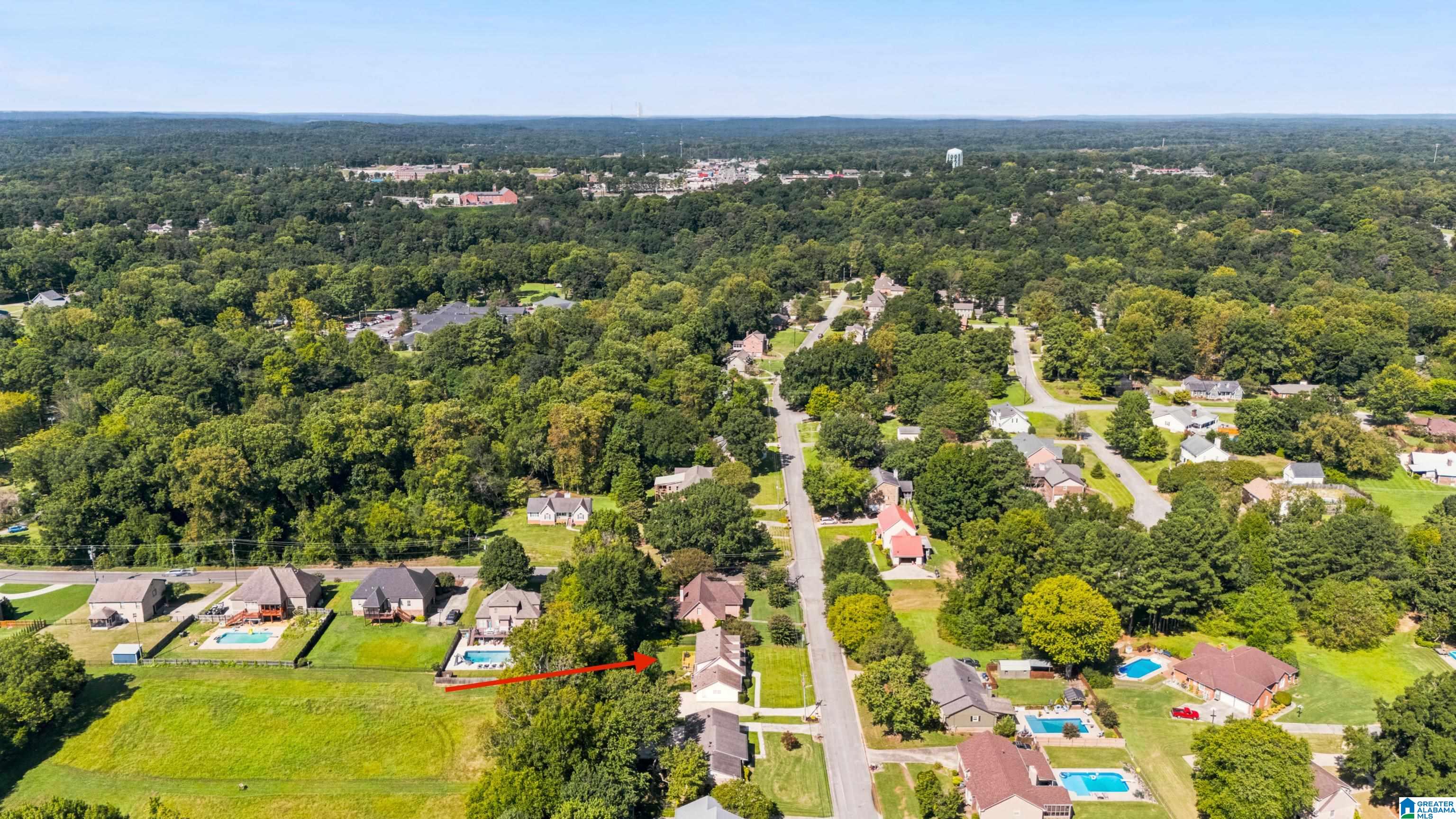 905 PINEMEADOW DRIVE