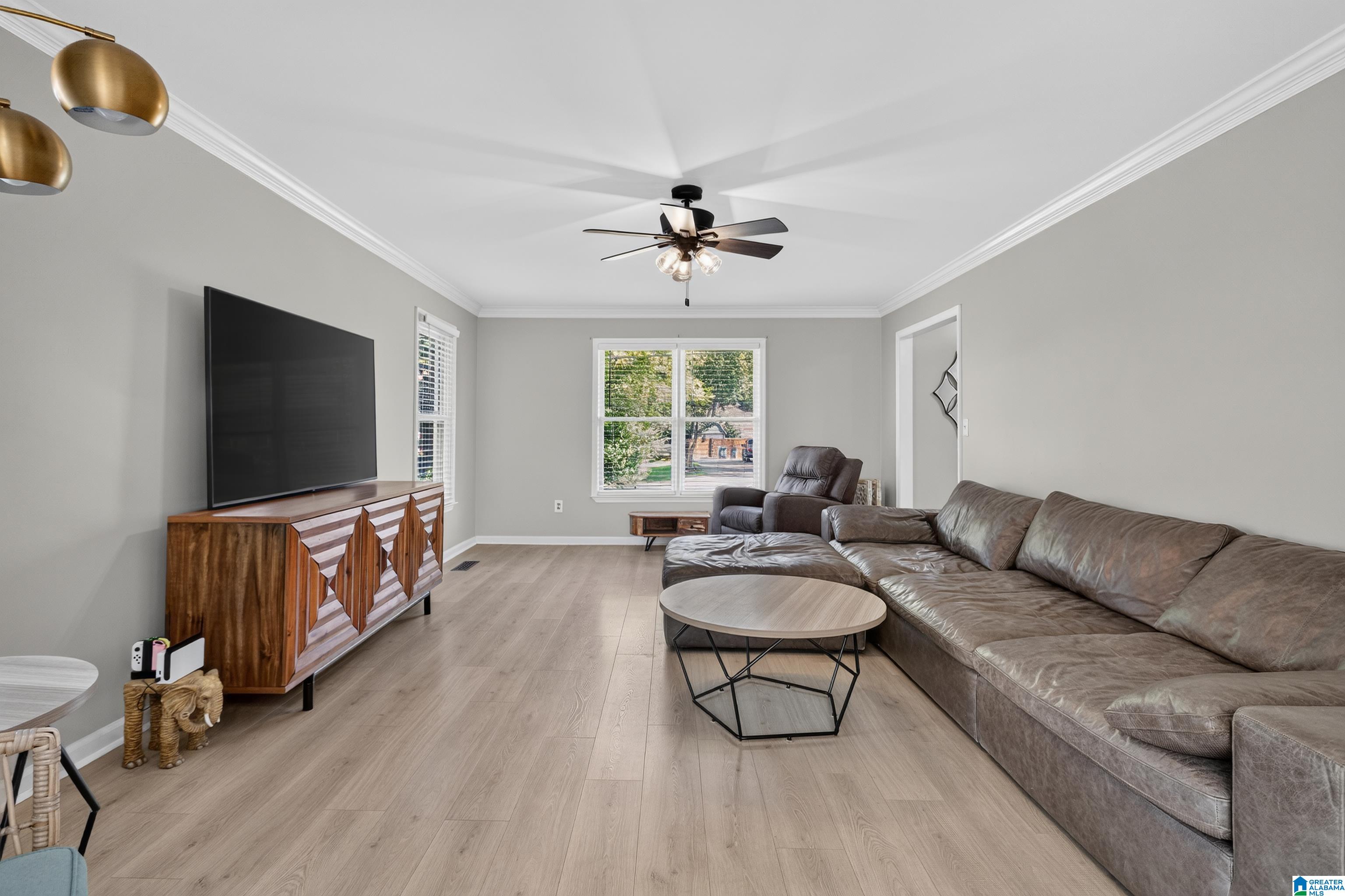 905 PINEMEADOW DRIVE