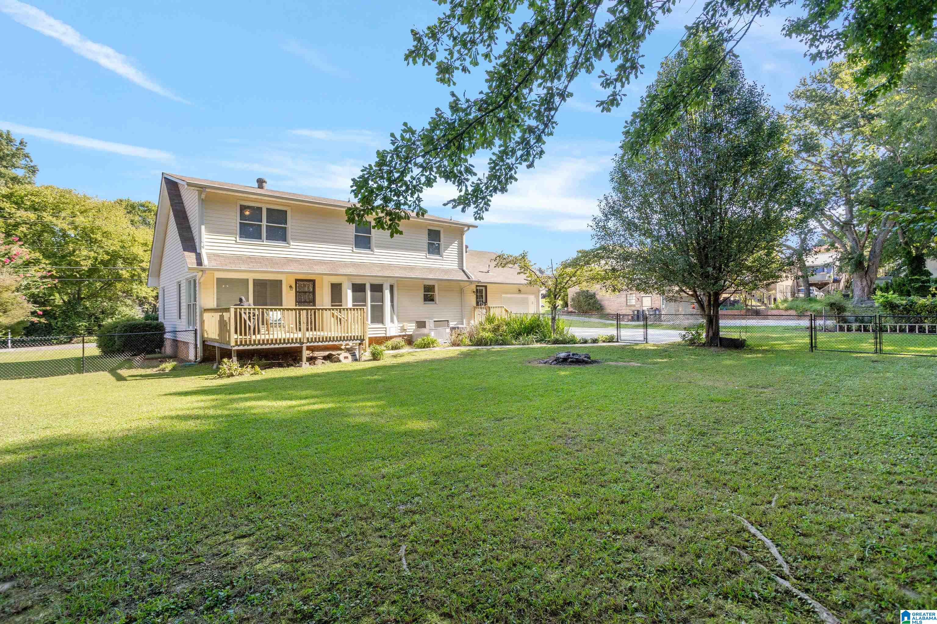 905 PINEMEADOW DRIVE