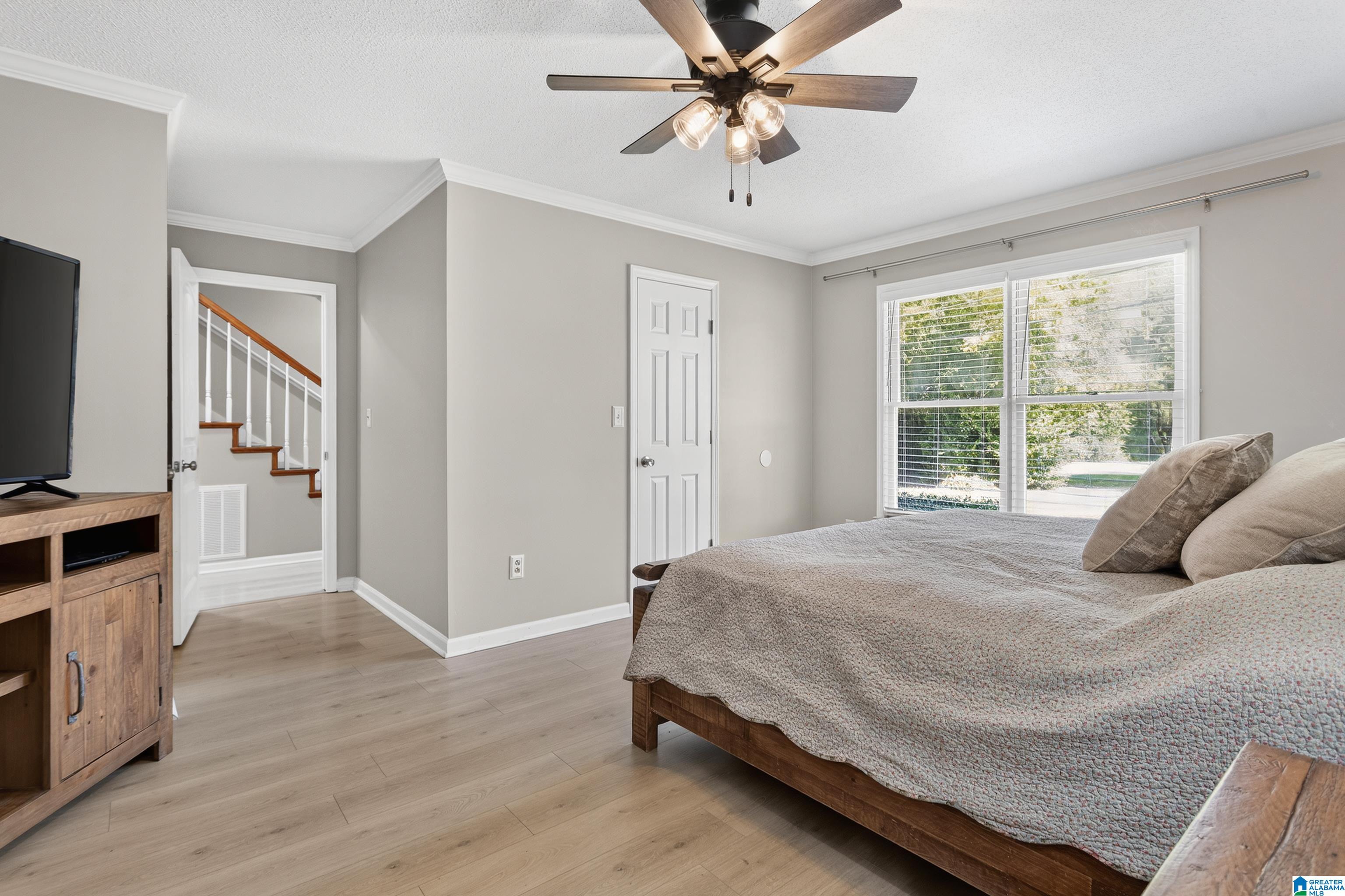 905 PINEMEADOW DRIVE