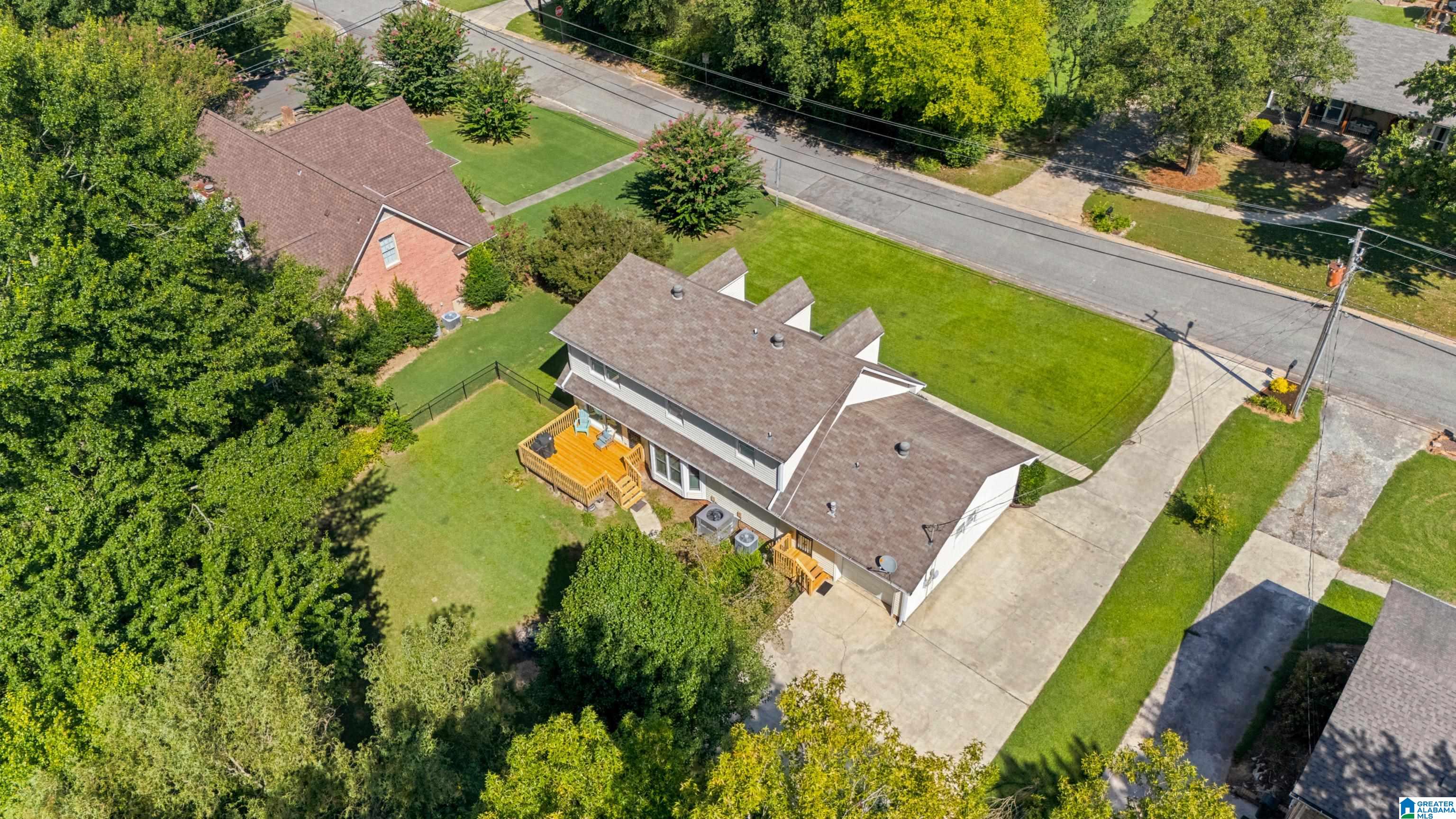 905 PINEMEADOW DRIVE