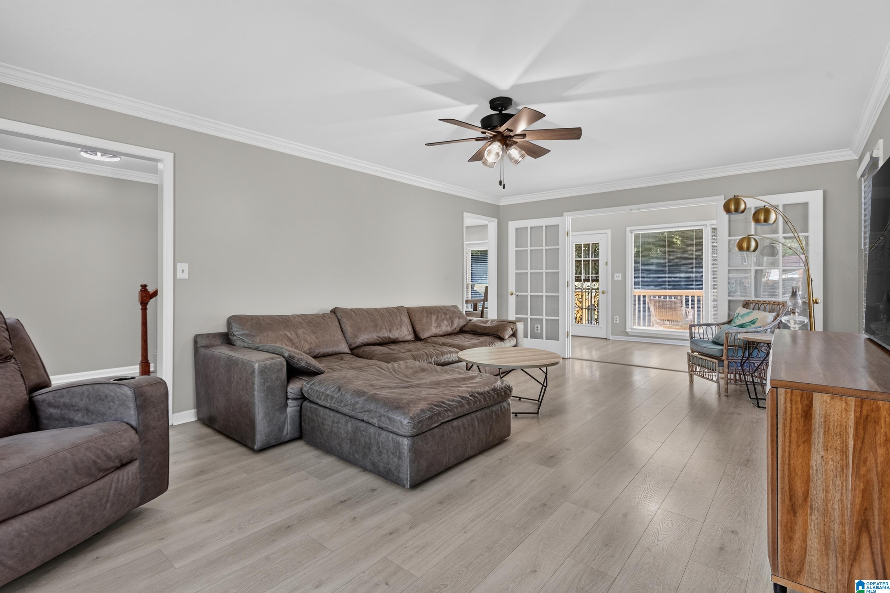 905 PINEMEADOW DRIVE