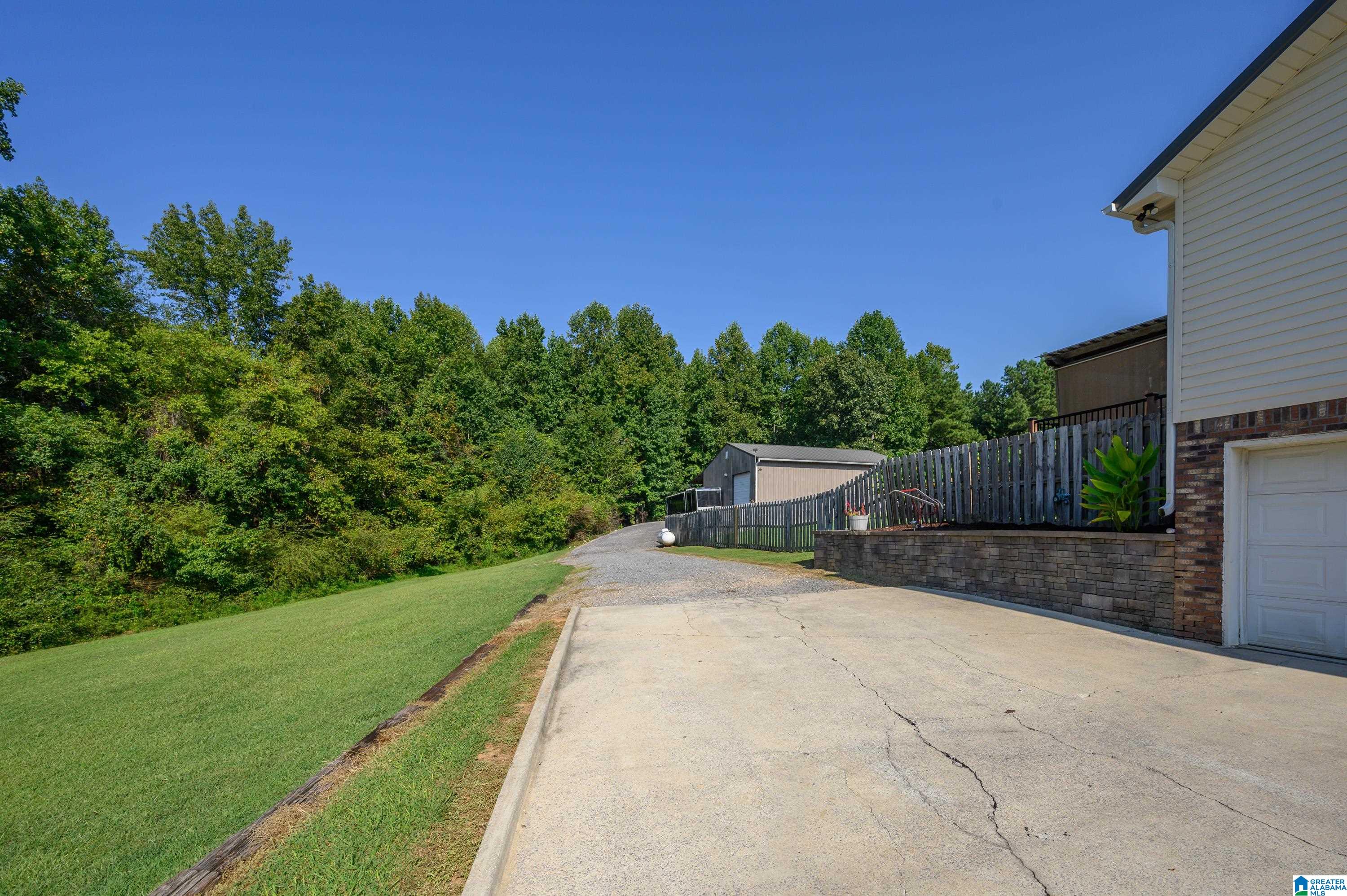 865 GRAVES GAP ROAD