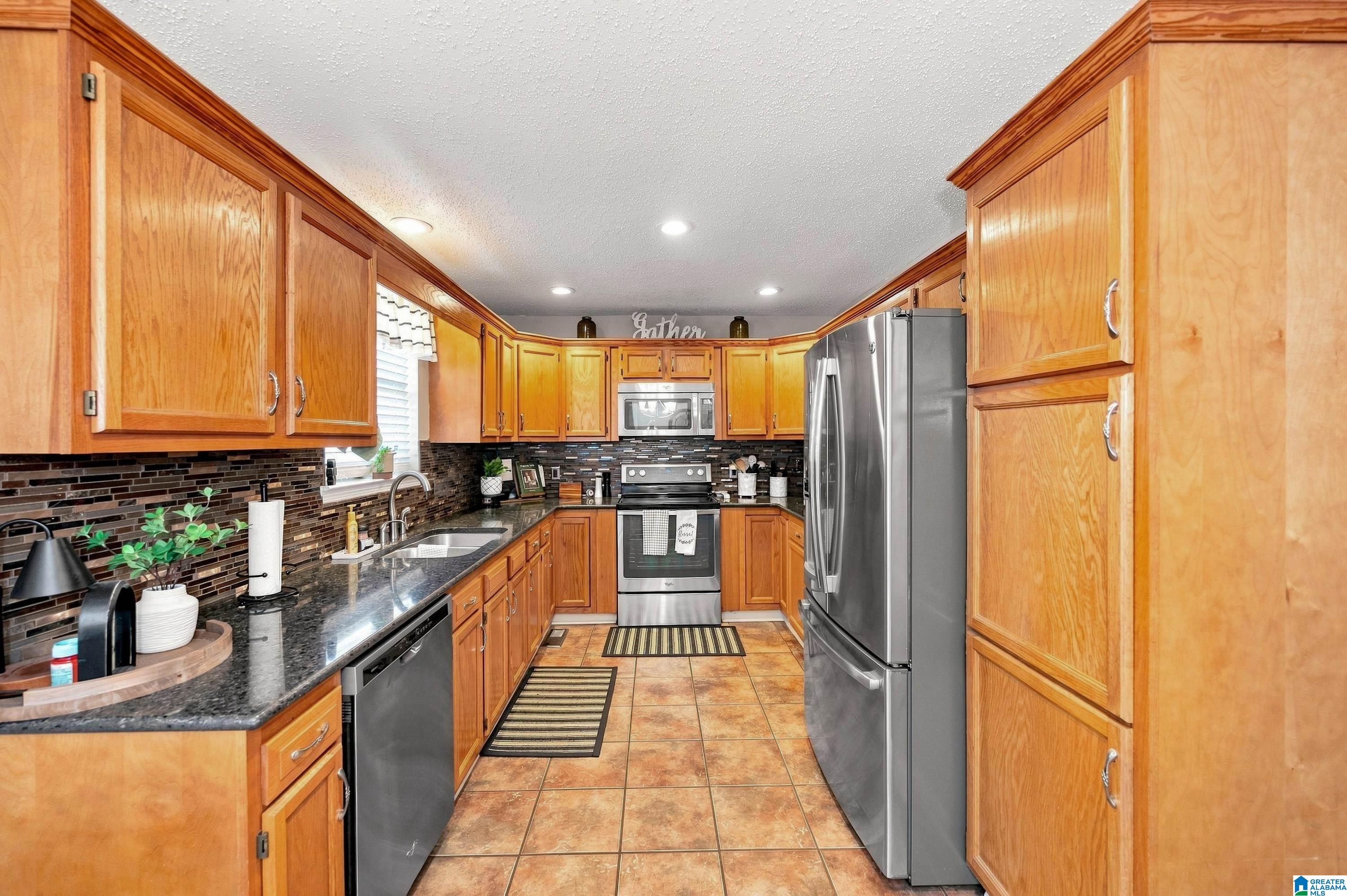 865 GRAVES GAP ROAD