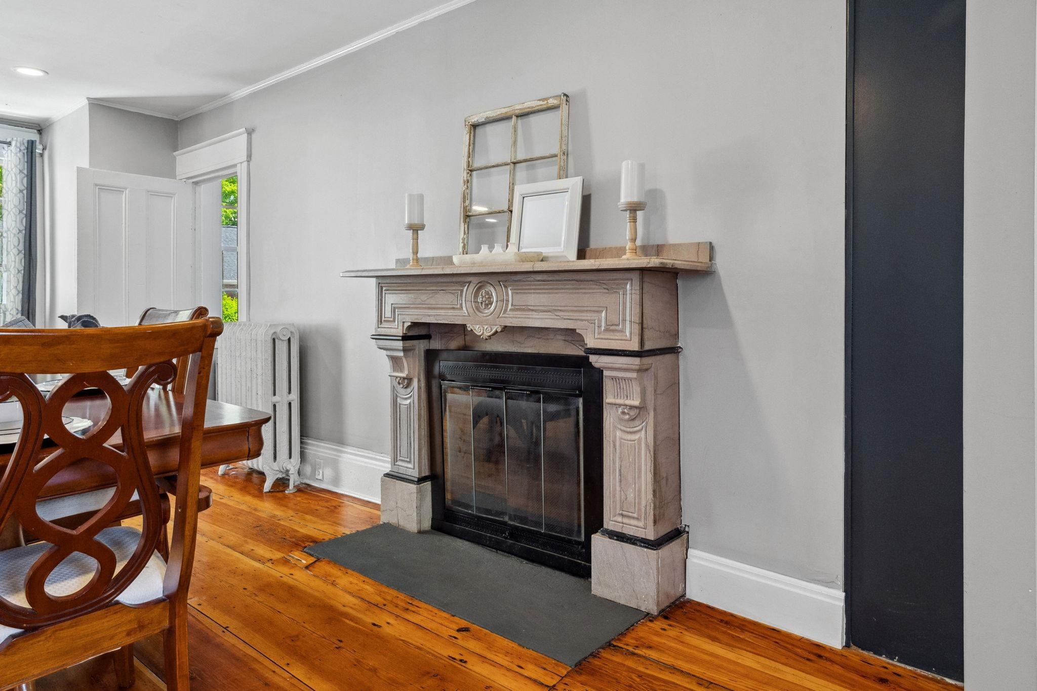 51 E Derry Road