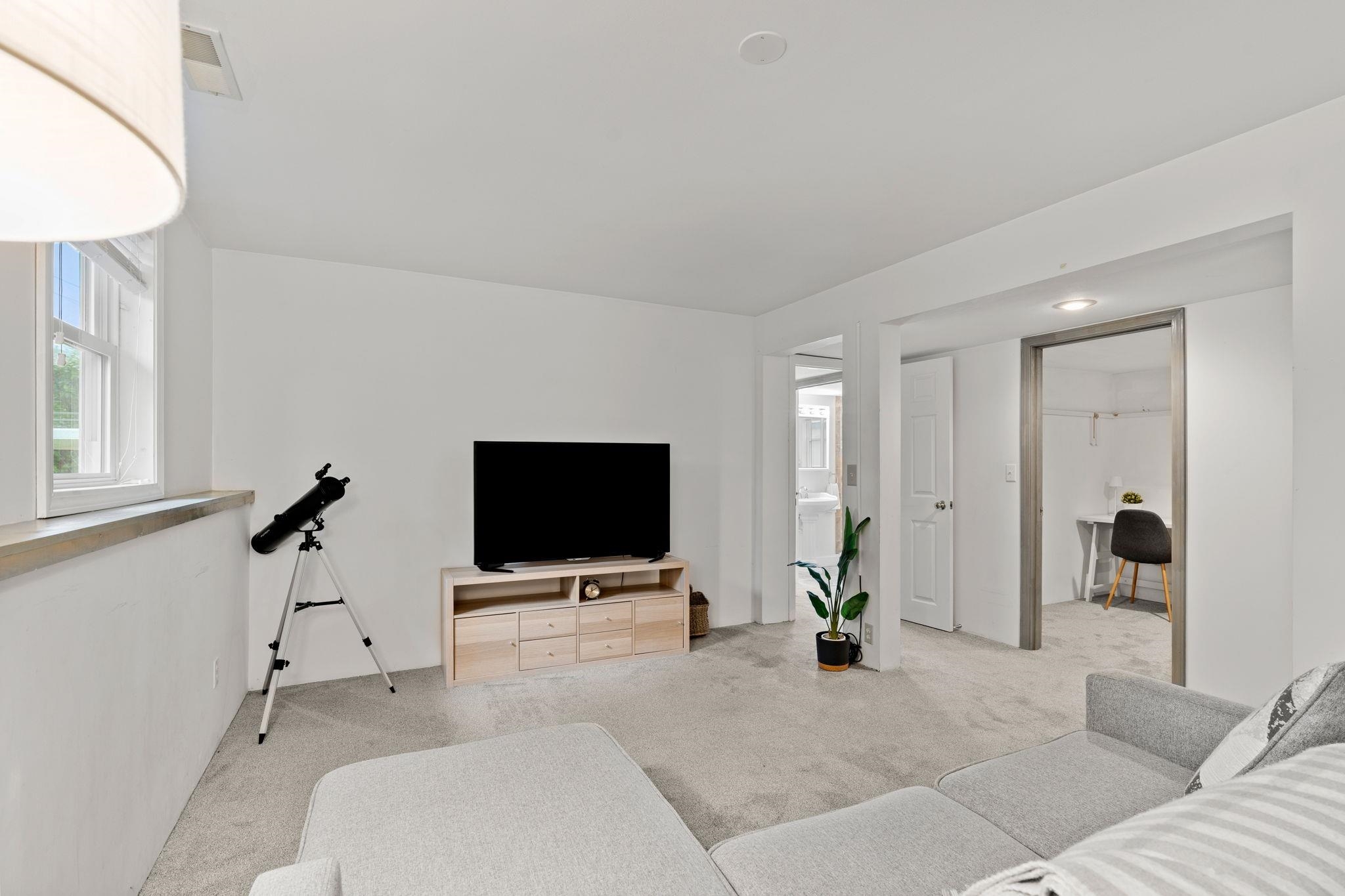 13 Blackstone Street