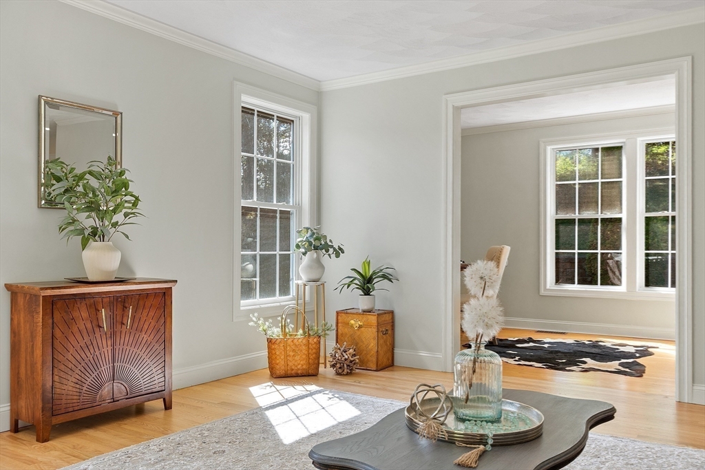 10 Olde Taverne Lane