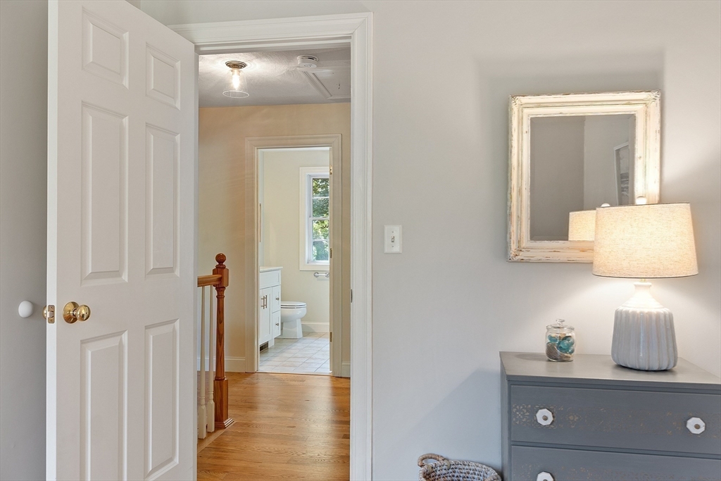 10 Olde Taverne Lane