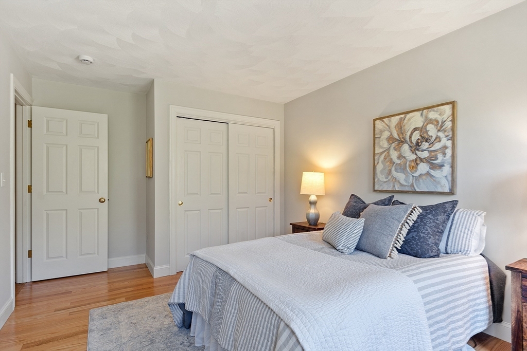 10 Olde Taverne Lane