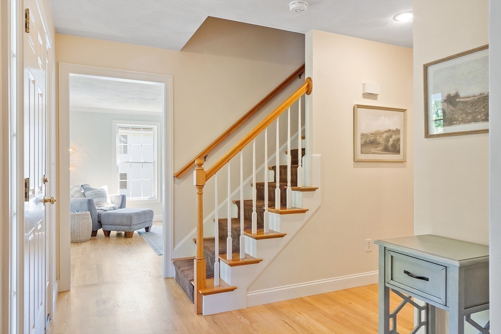 10 Olde Taverne Lane