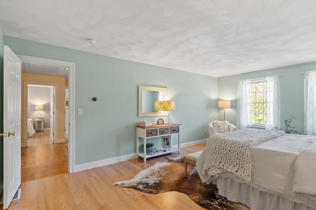 10 Olde Taverne Lane