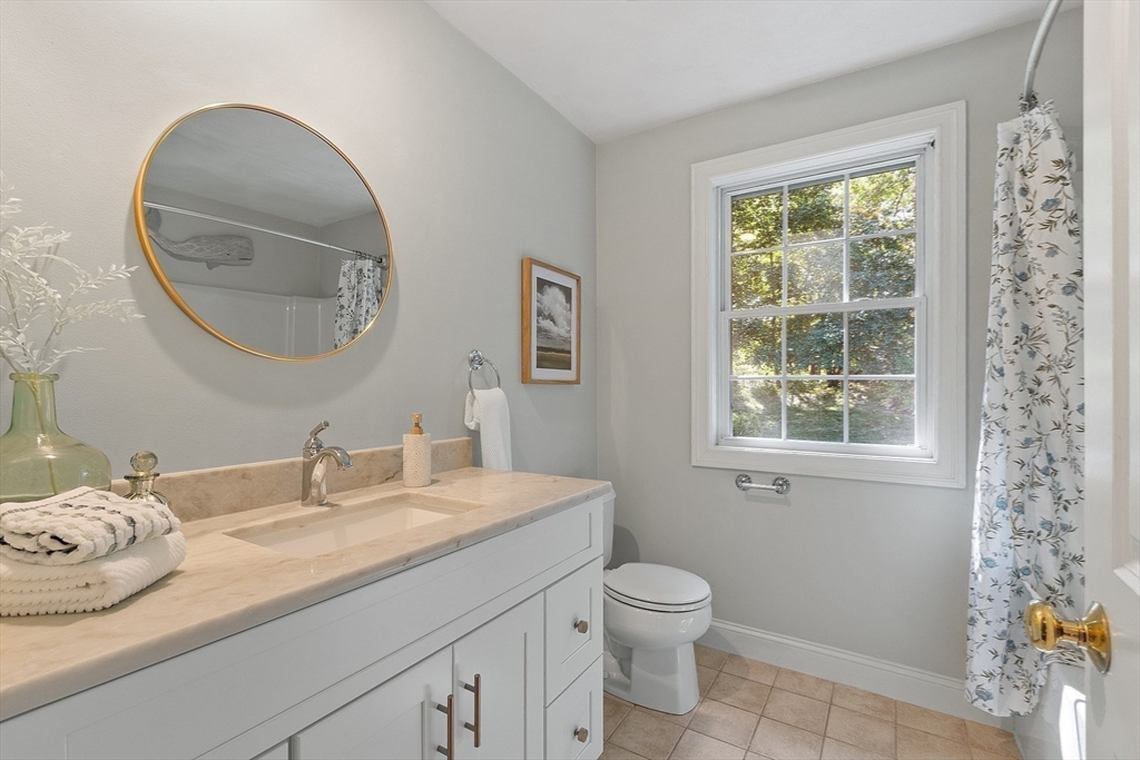 10 Olde Taverne Lane