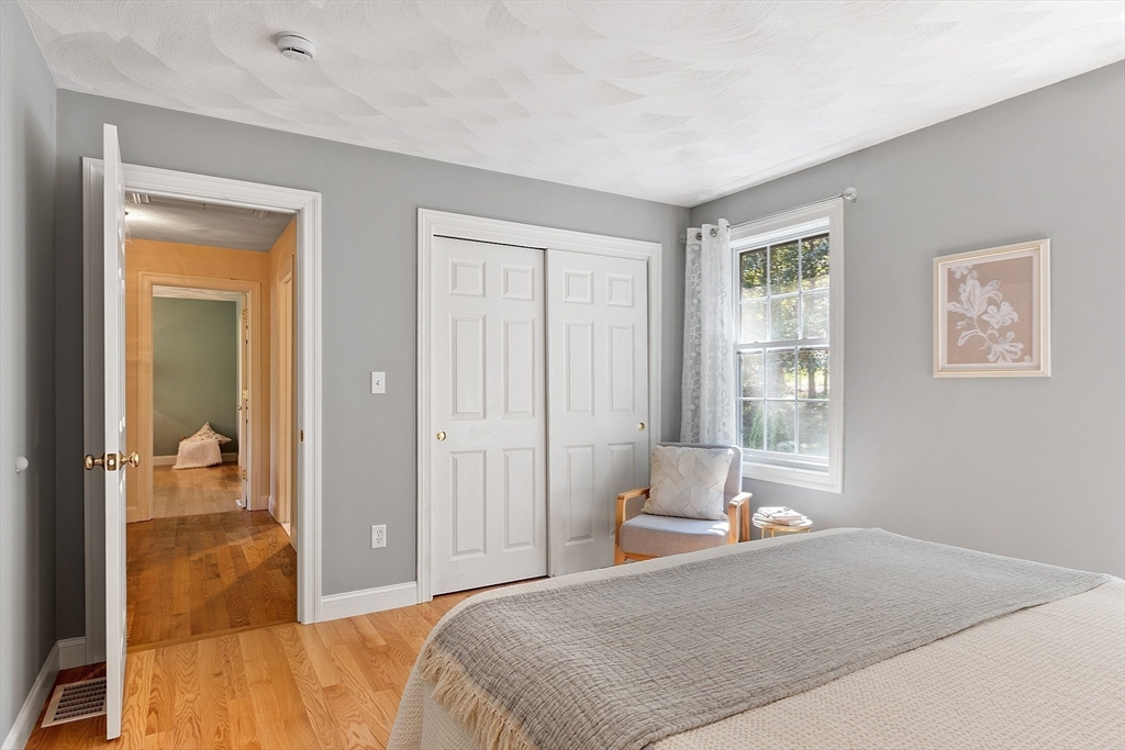 10 Olde Taverne Lane