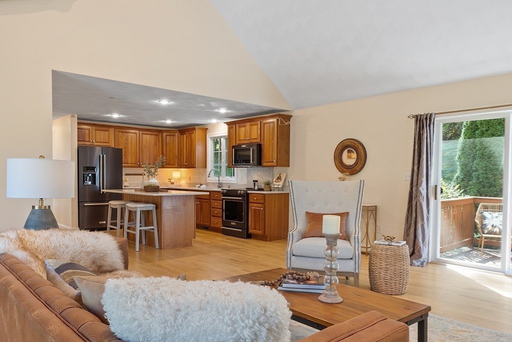 10 Olde Taverne Lane