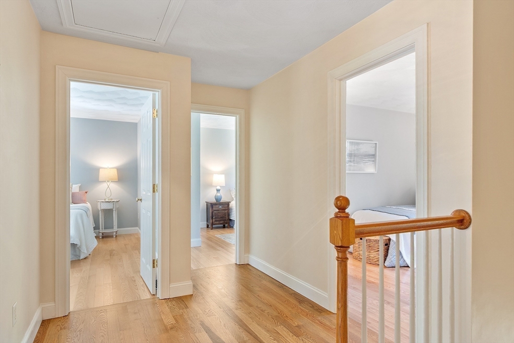 10 Olde Taverne Lane