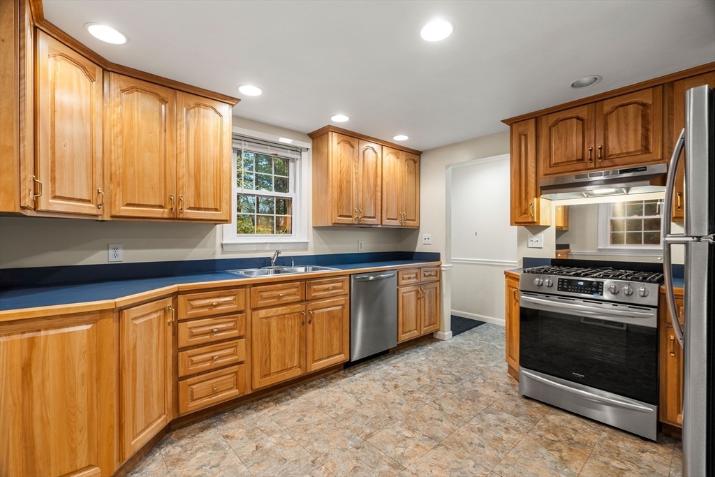 34 Emery St, Merrimac