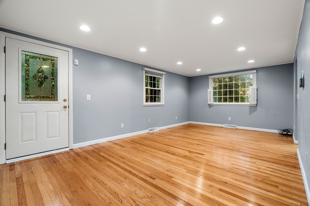 34 Emery St, Merrimac