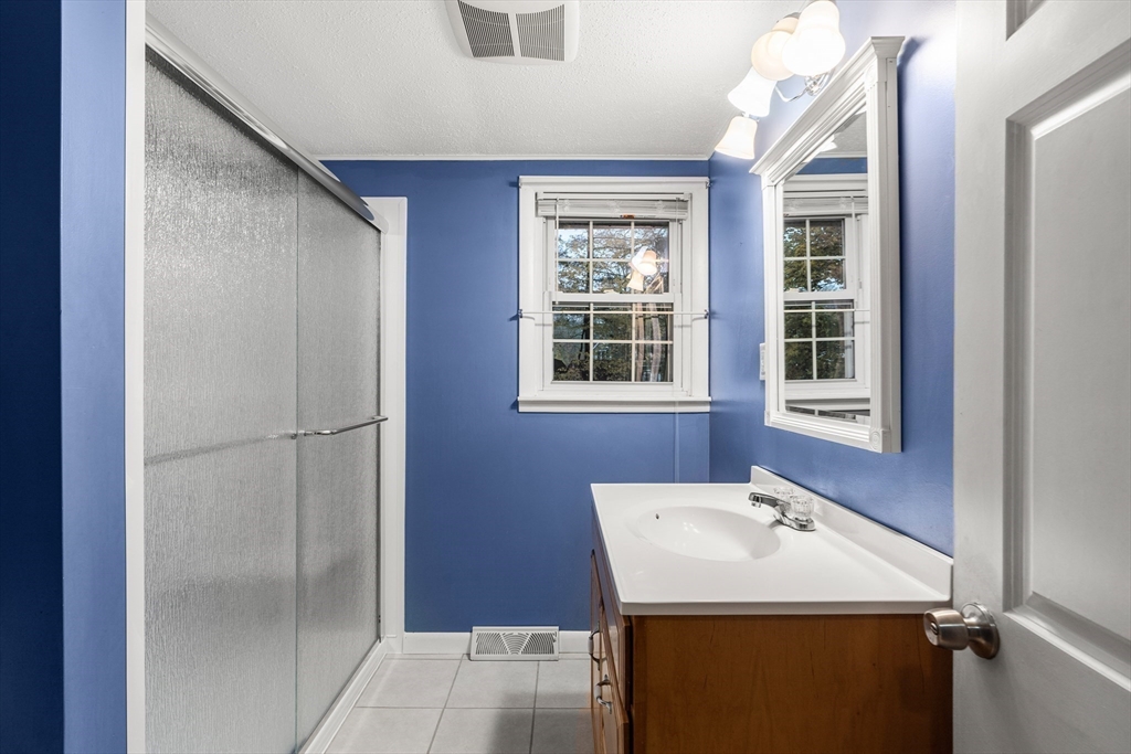 34 Emery St, Merrimac