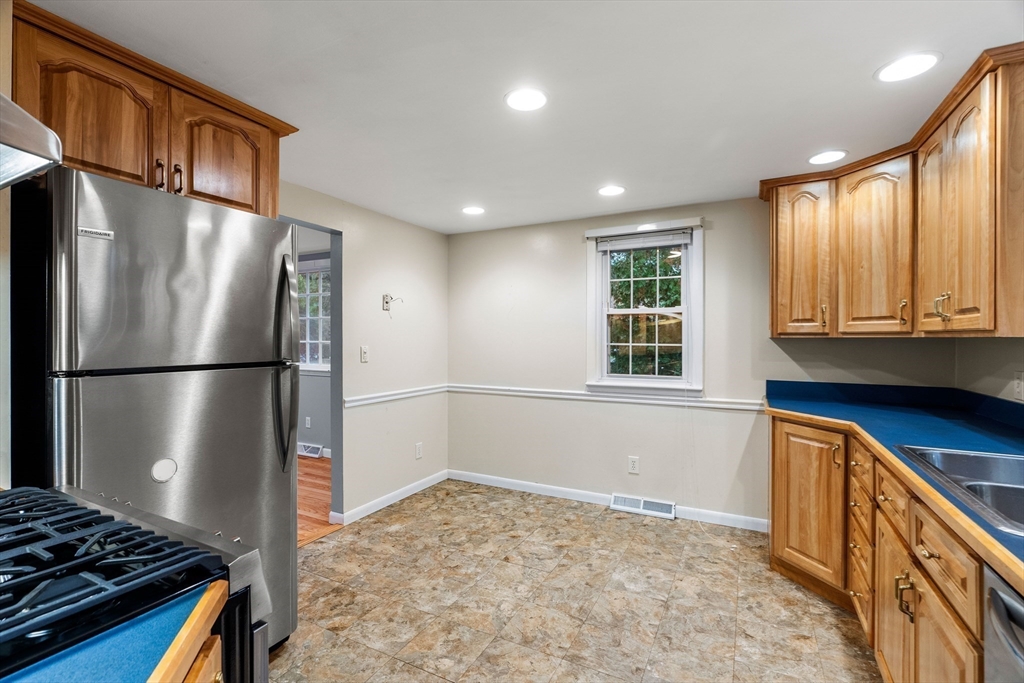 34 Emery St, Merrimac