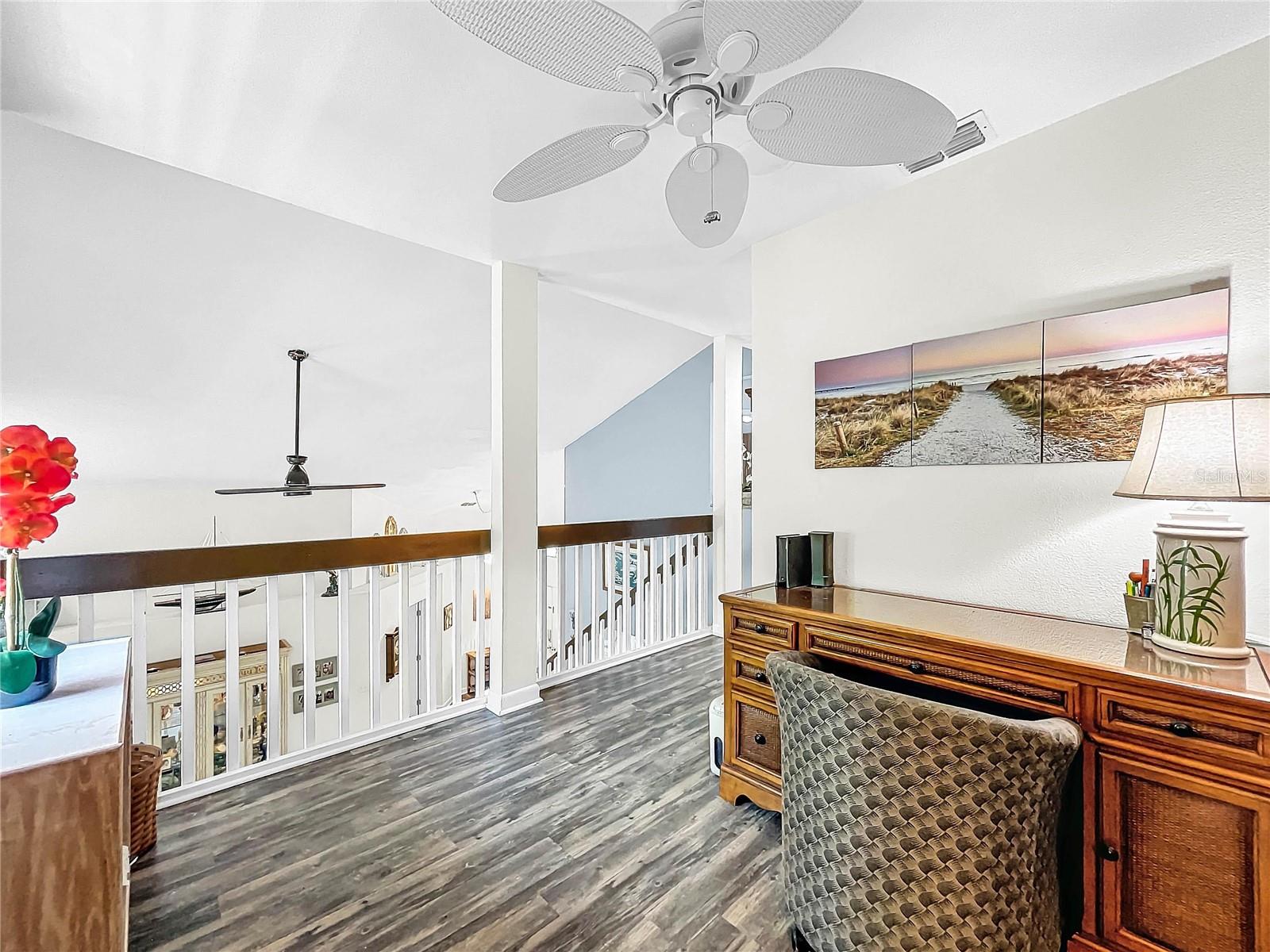 1711 SPINNING WHEEL DR