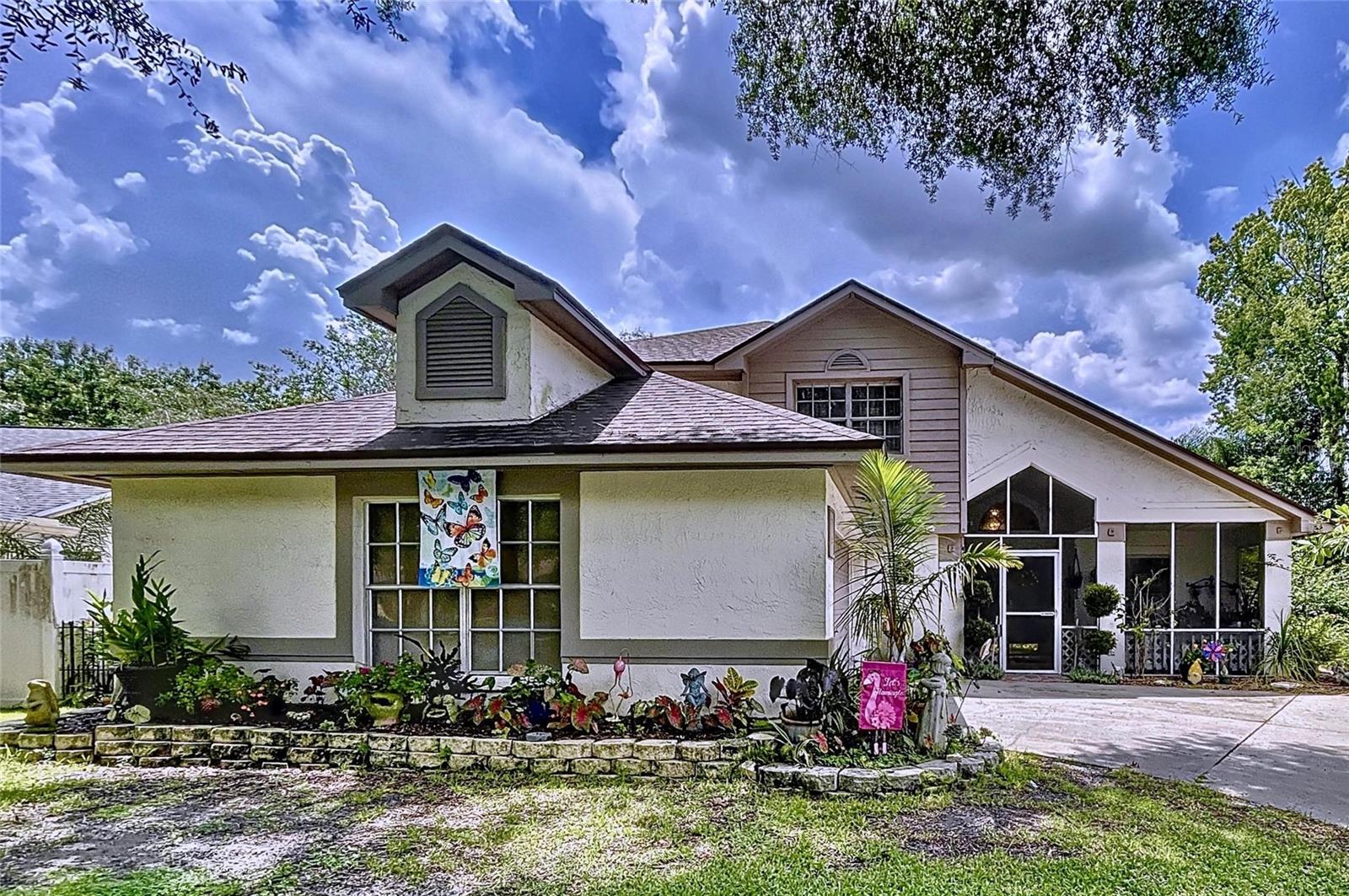 1711 SPINNING WHEEL DR