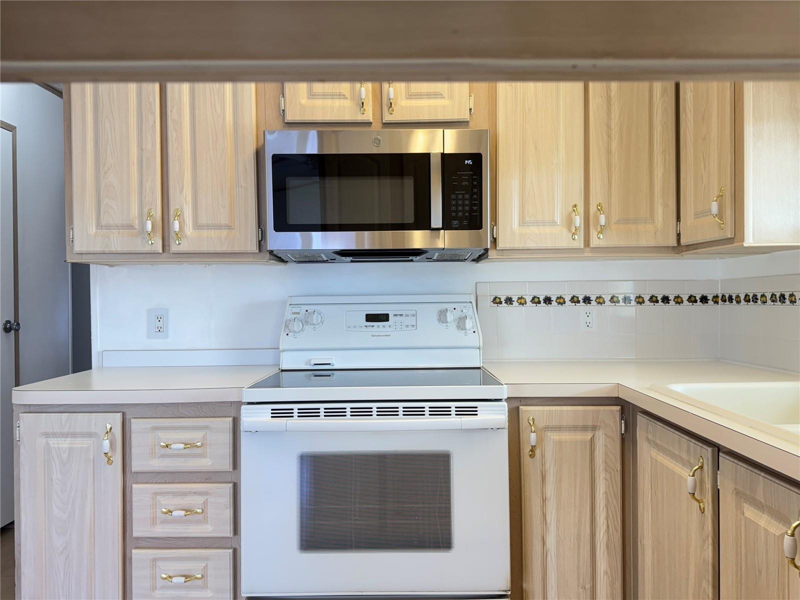 4742 STUEY DR #Lot 305