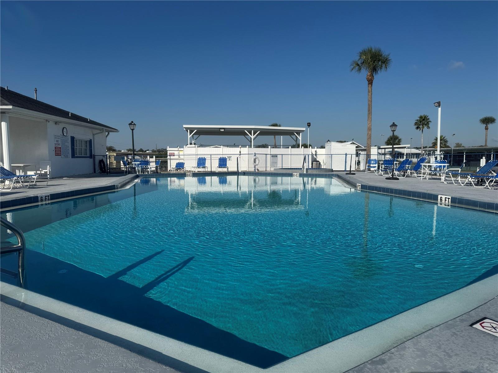 35207 CONDOMINIUM BLVD #Lot 52