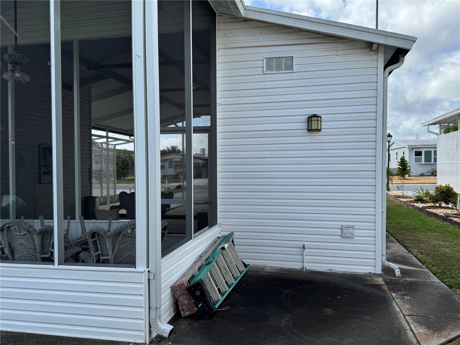 35207 CONDOMINIUM BLVD #Lot 52