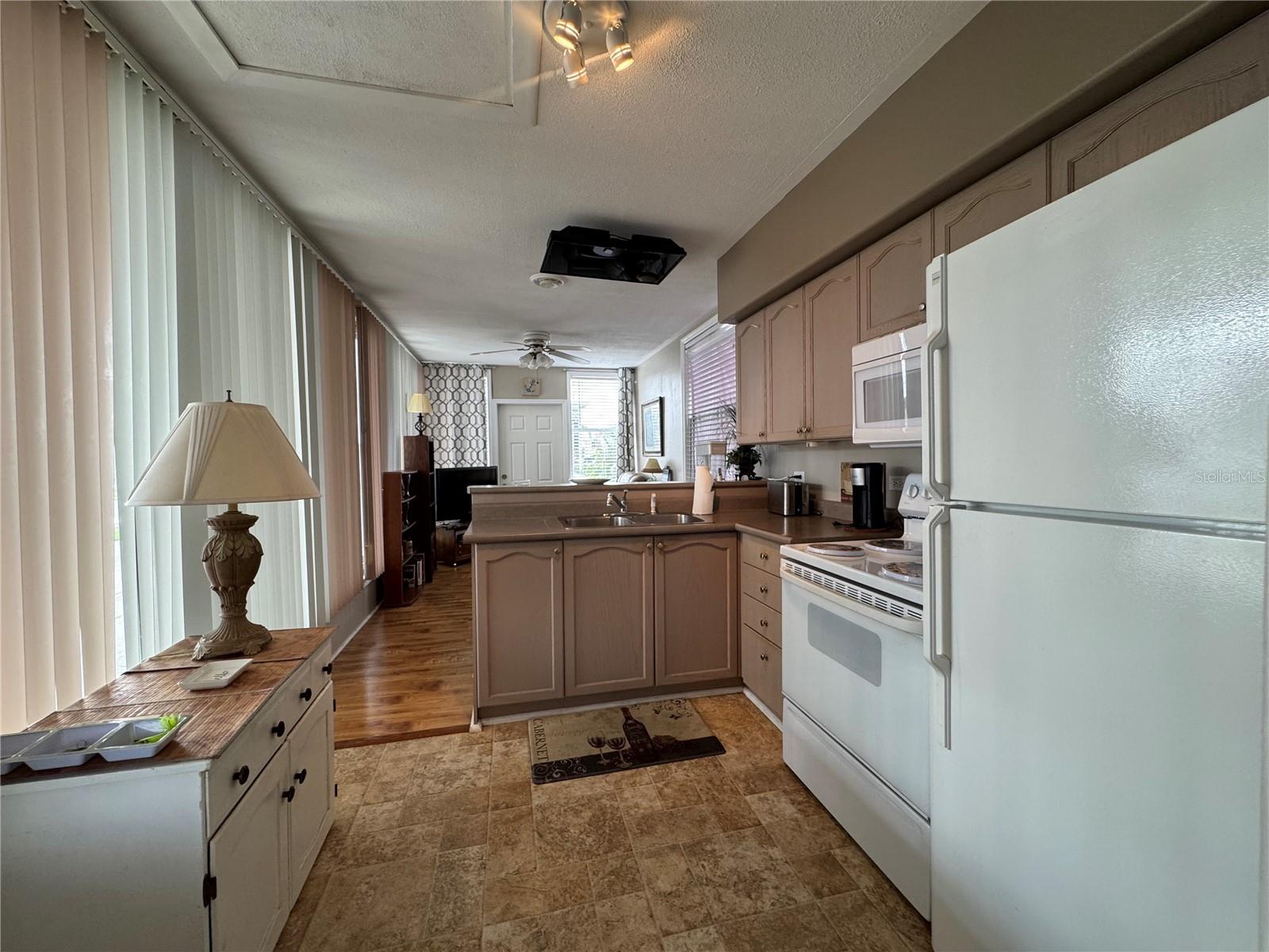 35207 CONDOMINIUM BLVD #Lot 52