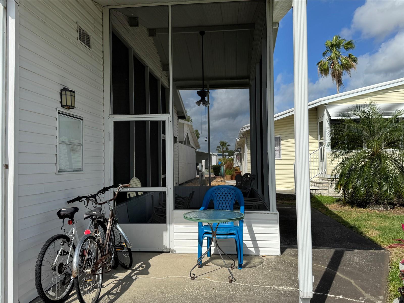 35207 CONDOMINIUM BLVD #Lot 52