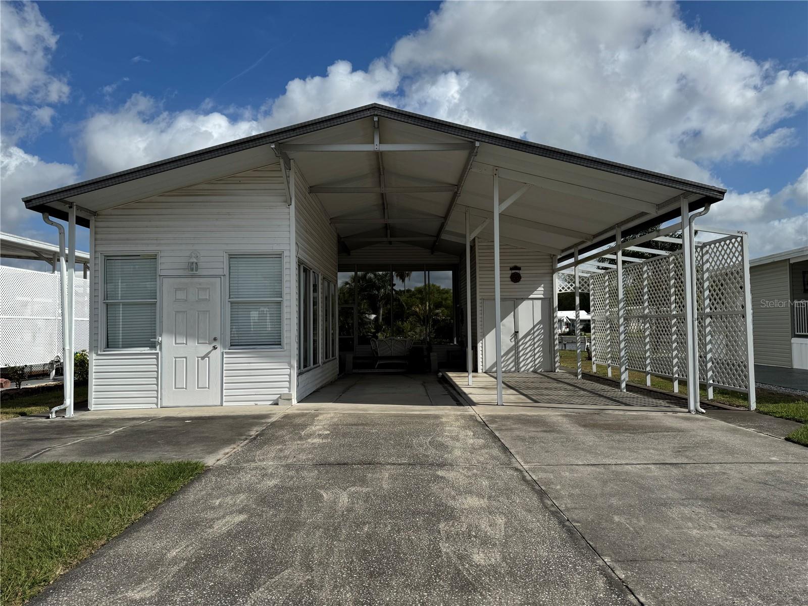 35207 CONDOMINIUM BLVD #Lot 52