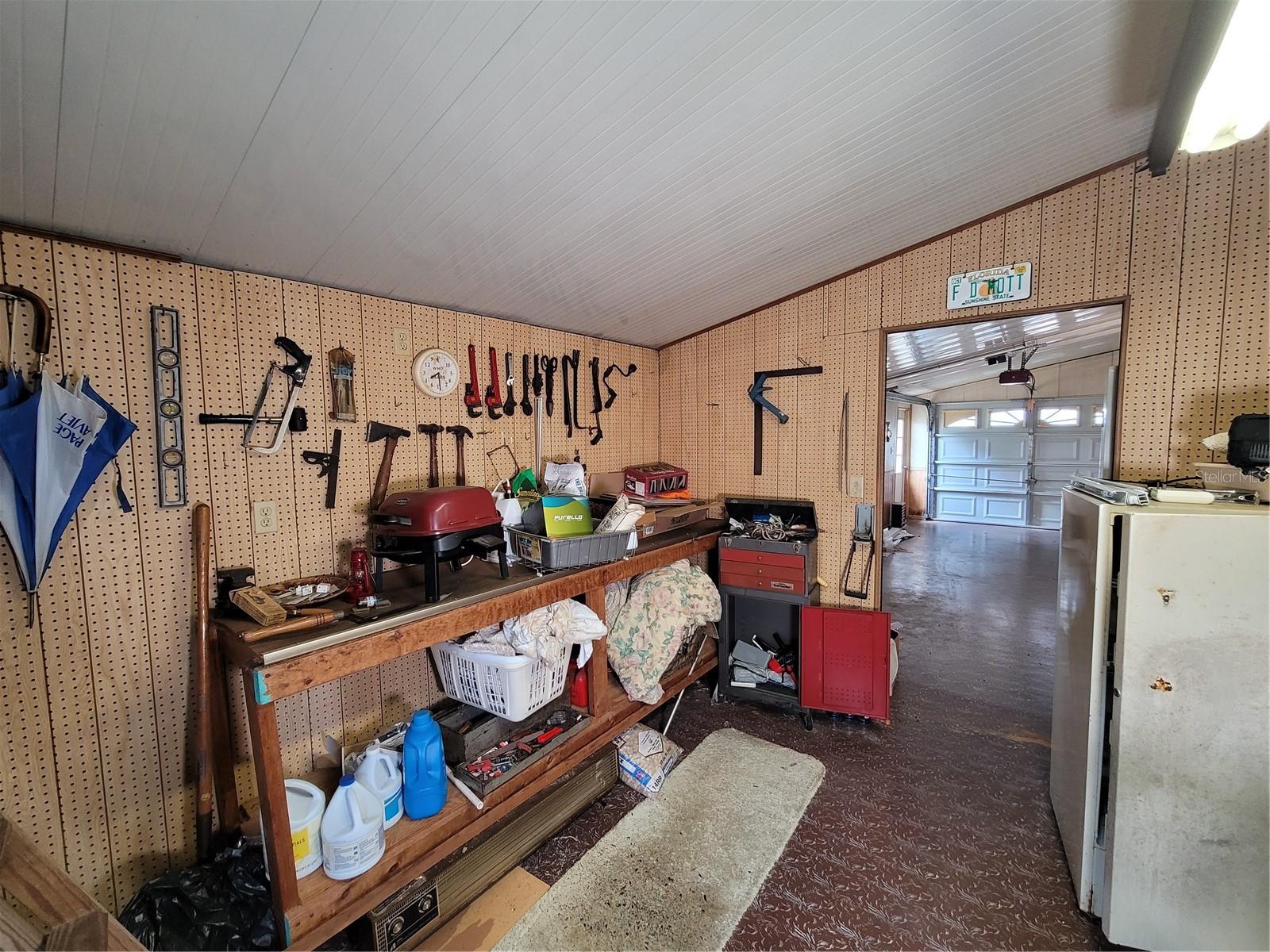 4413 SENTRY PALM LOOP