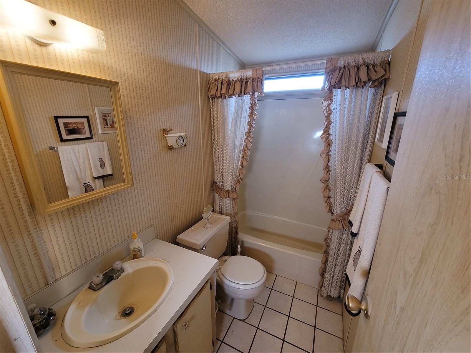 4413 SENTRY PALM LOOP