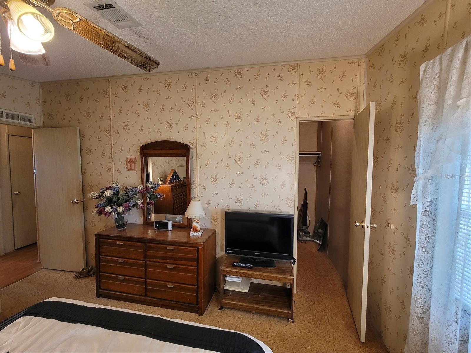 4413 SENTRY PALM LOOP