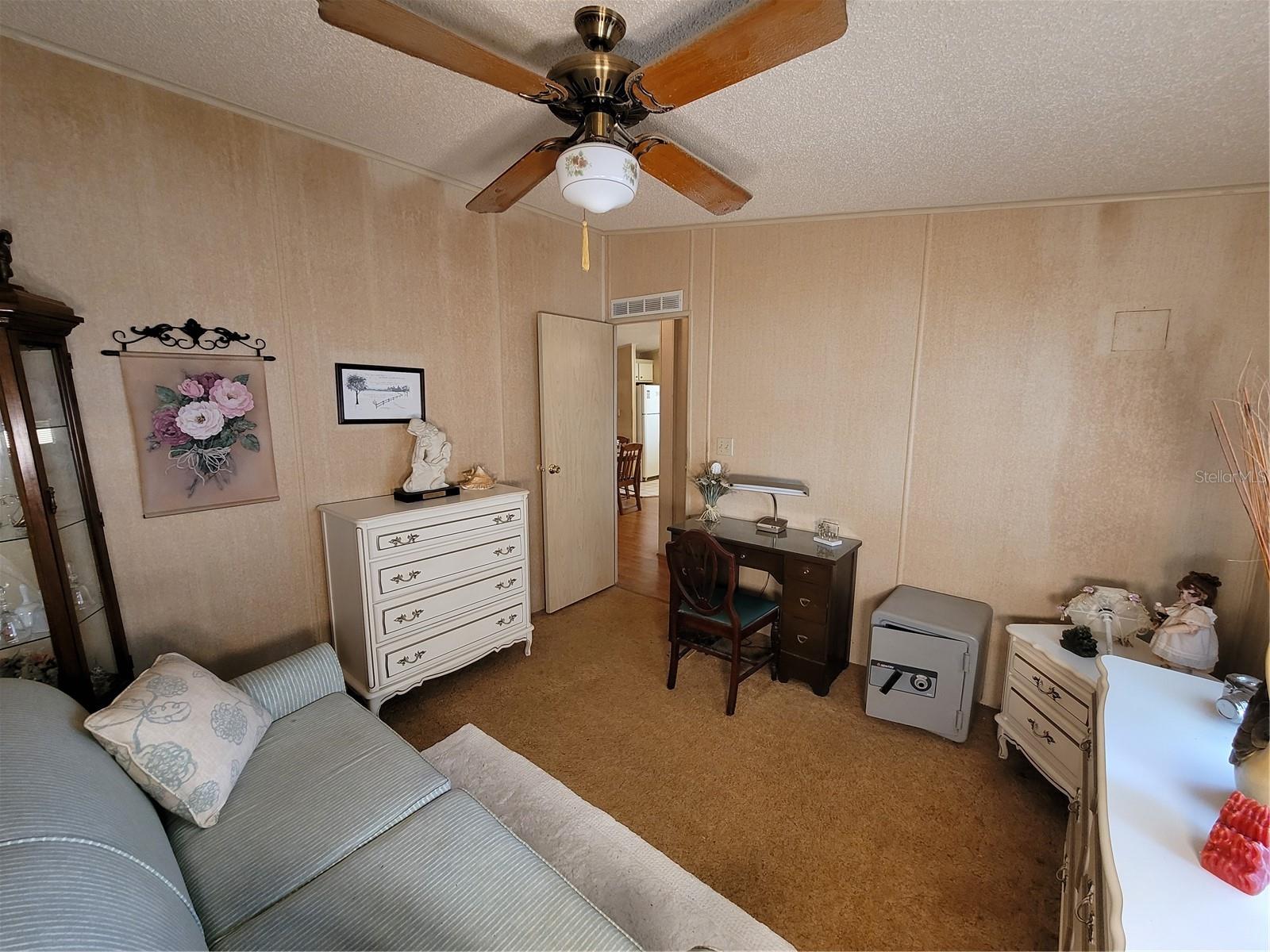 4413 SENTRY PALM LOOP