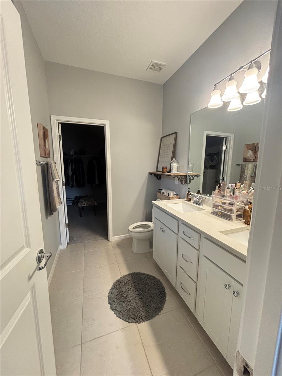 6127 BRADFORD WOODS DR