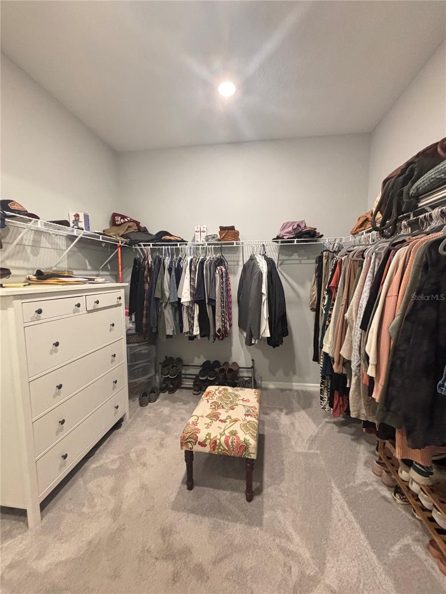 6127 BRADFORD WOODS DR