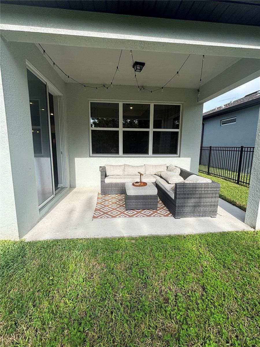 6127 BRADFORD WOODS DR