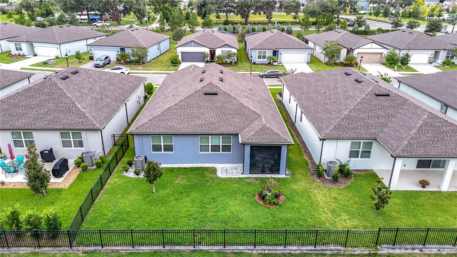 6284 BRADFORD WOODS DR