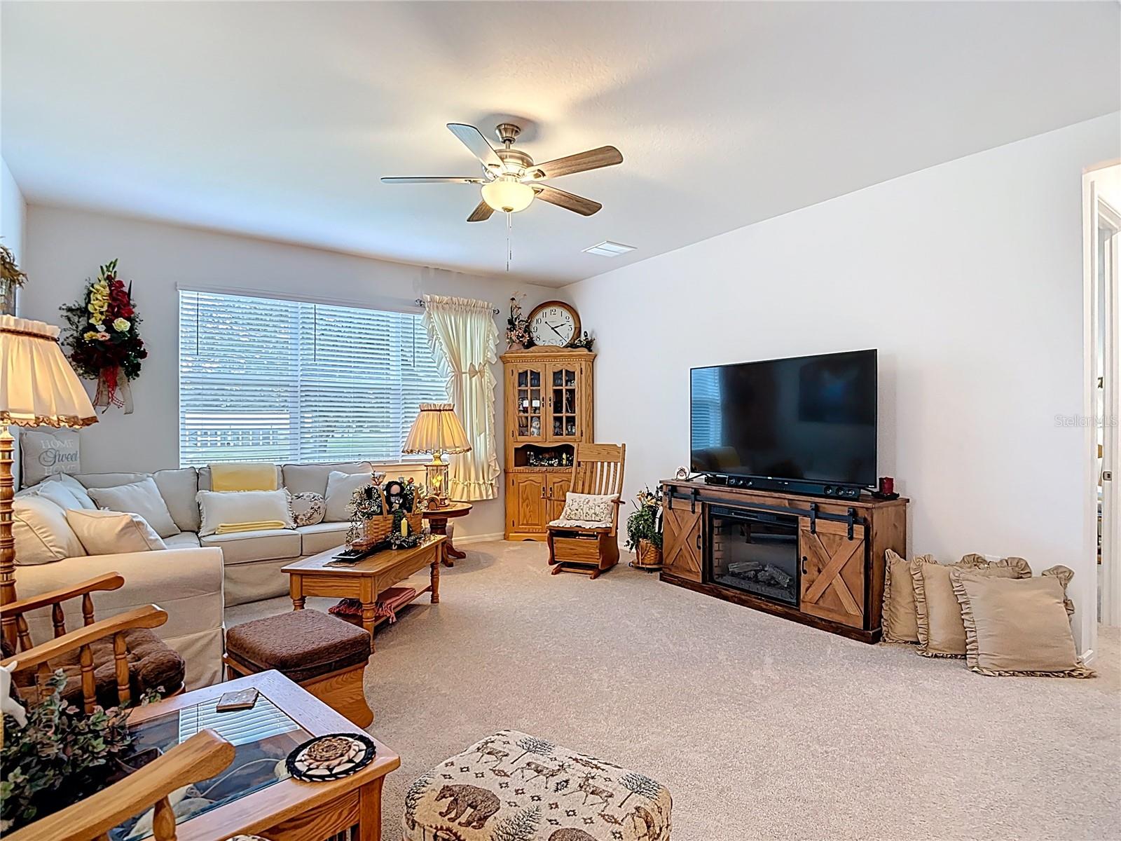 6284 BRADFORD WOODS DR