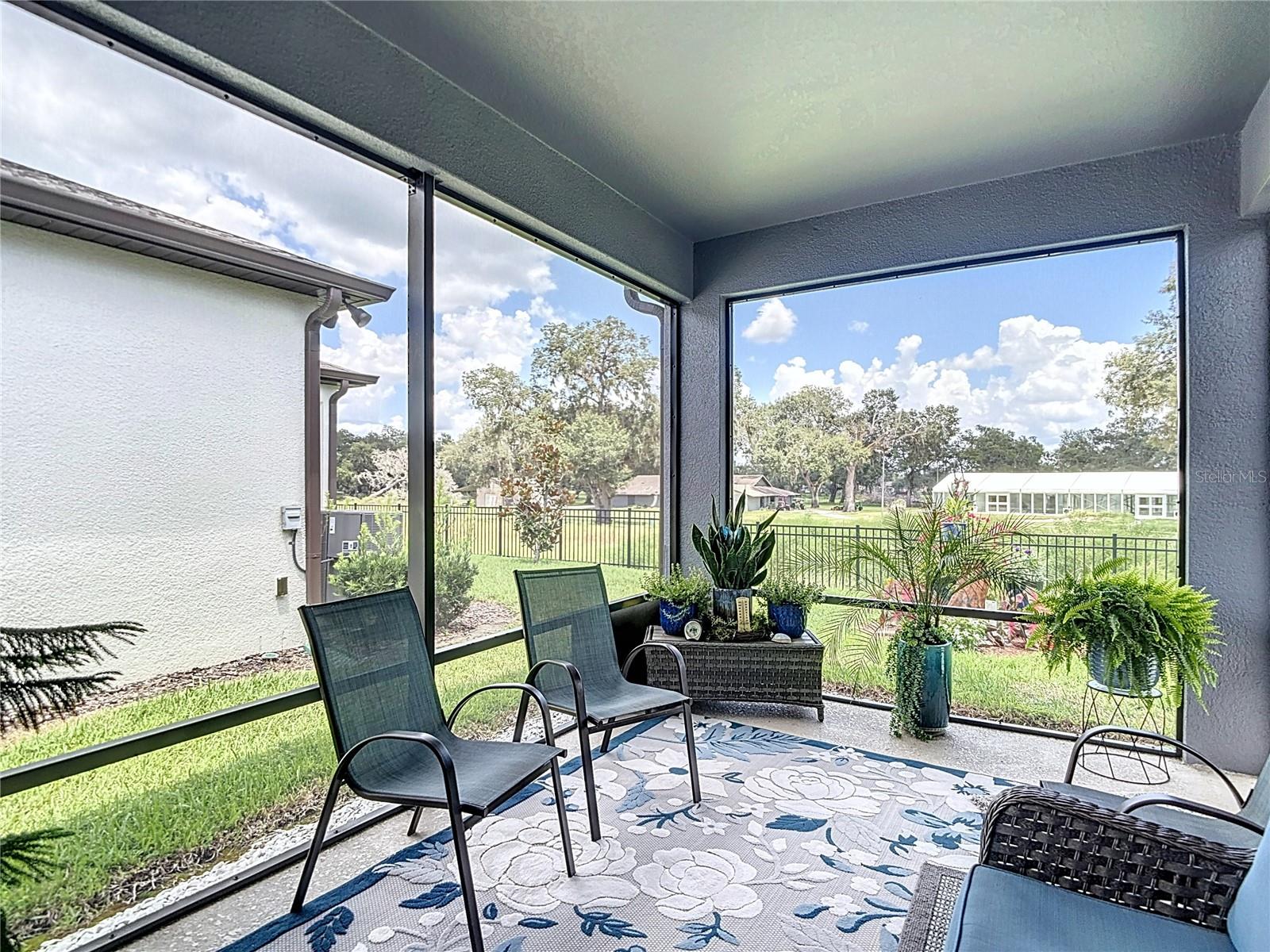 6284 BRADFORD WOODS DR